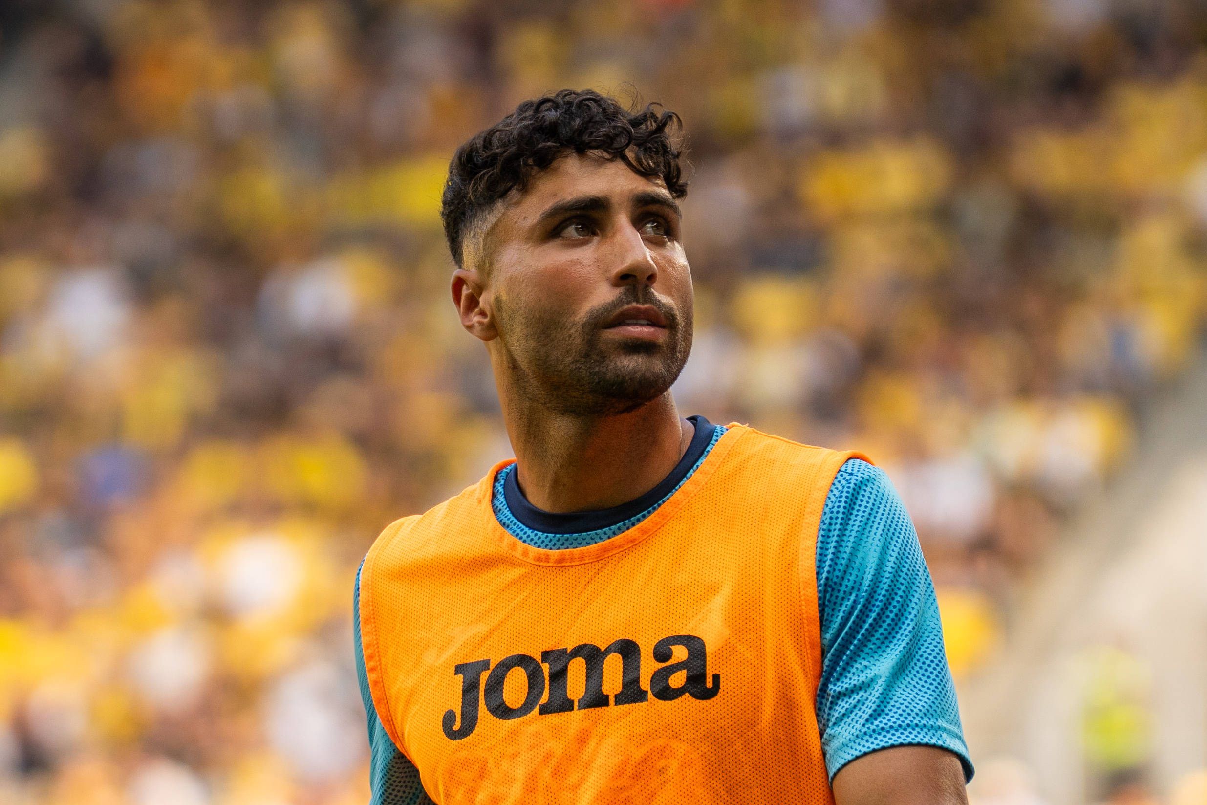 Der bekannte Fußballer und Influencer Nader Jindaoui. . 