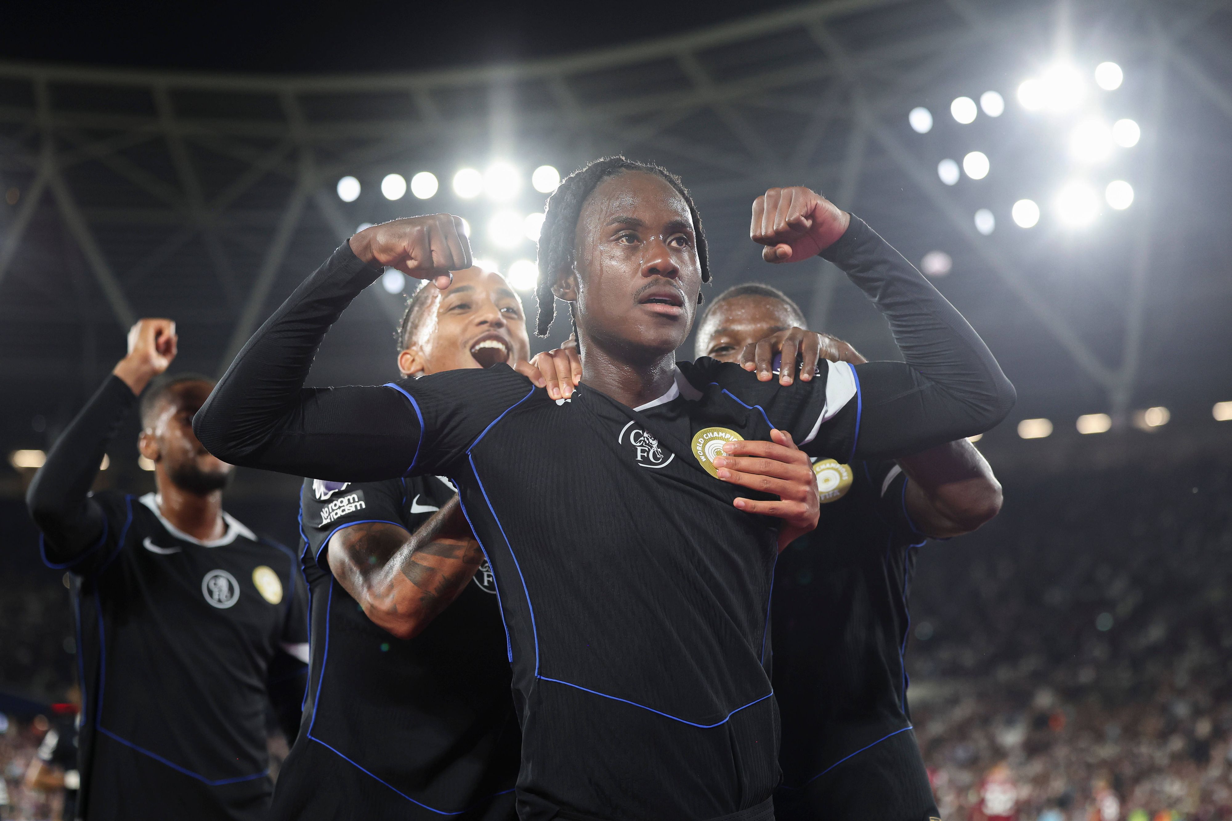 Chelsea fertigt West Ham ab. 