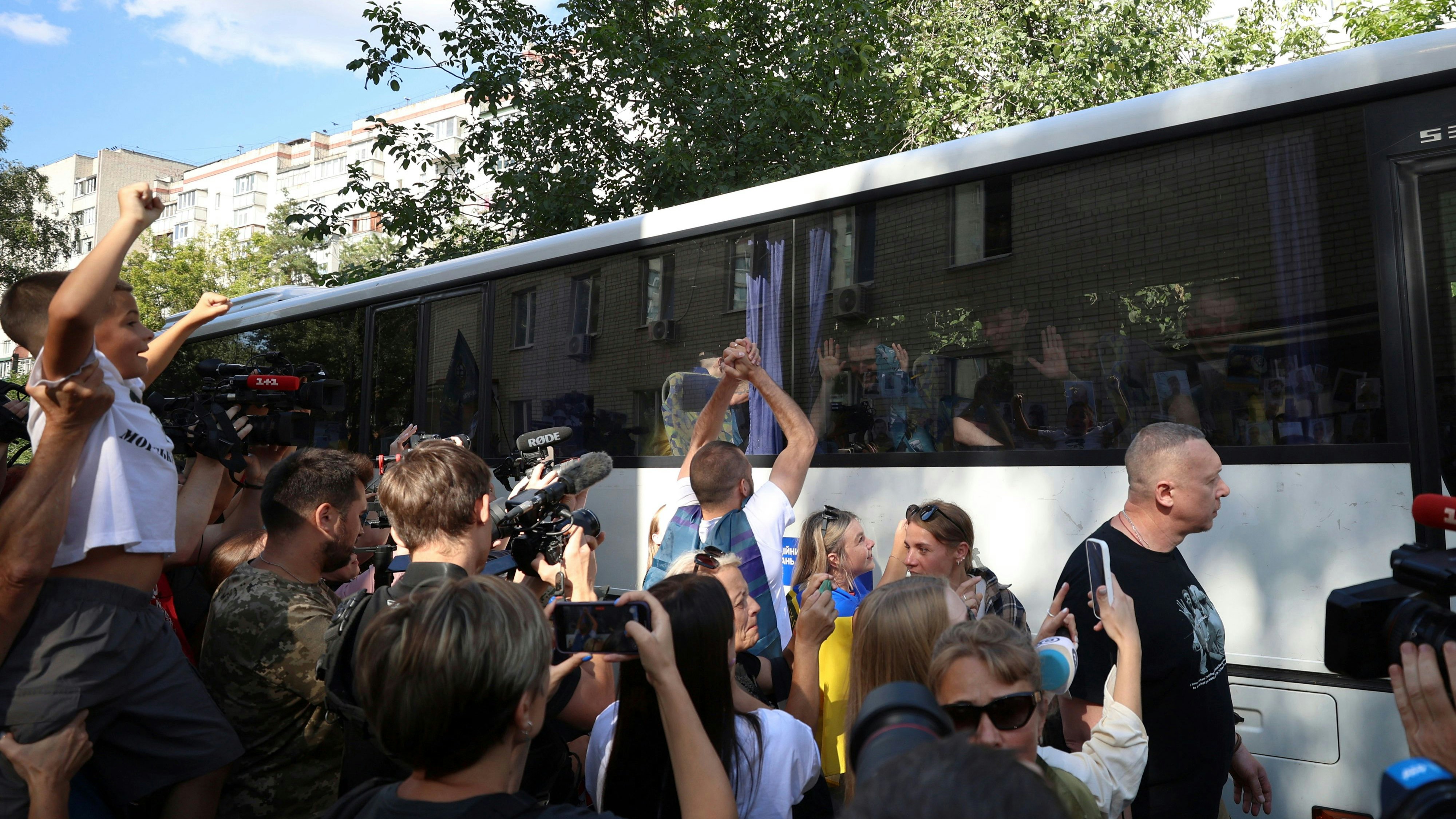 Heute.at - Austausch mit Ukraine – 146 Gefangene übergeben