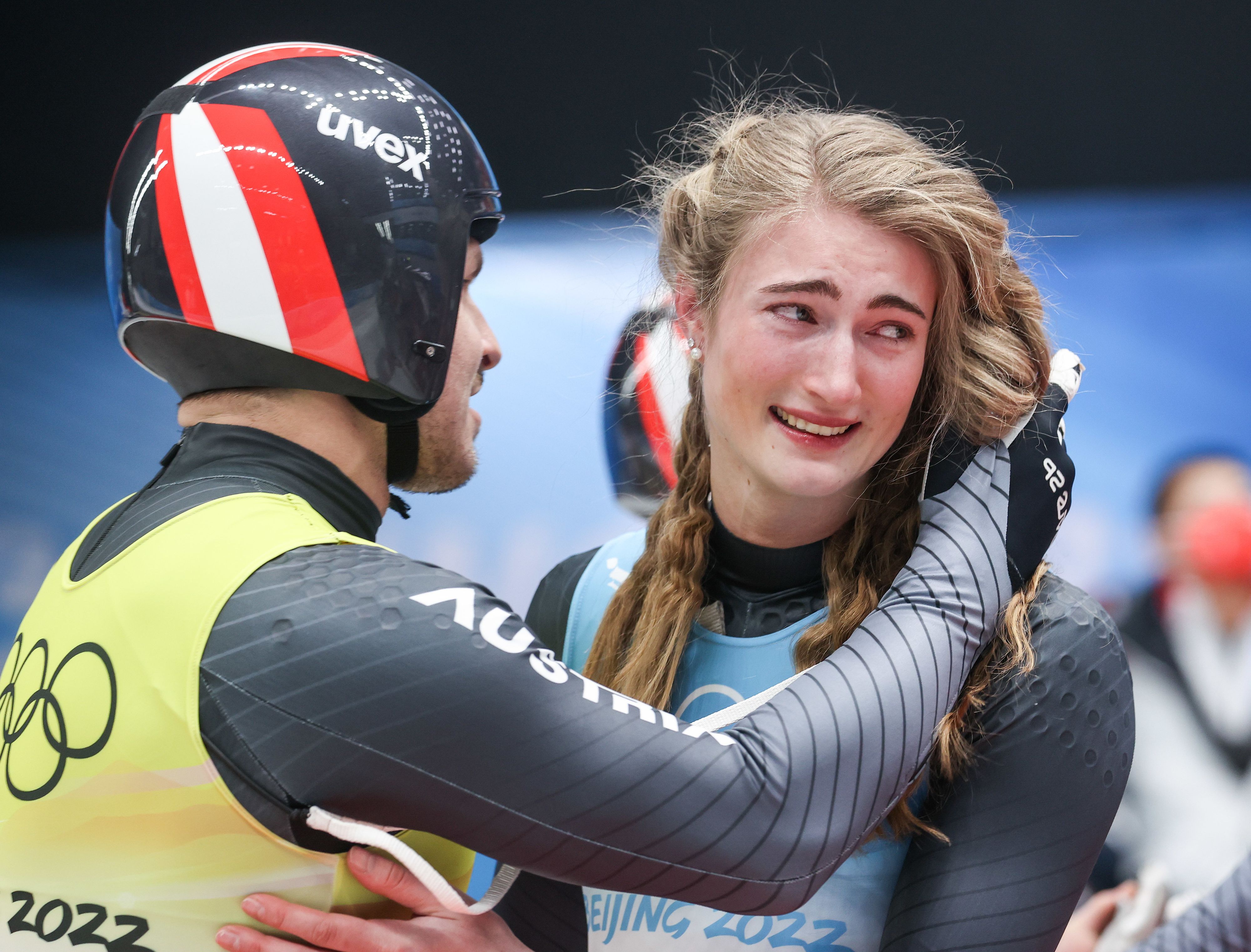 Für Madeleine Egle (r.) bricht eine Welt zusammen.