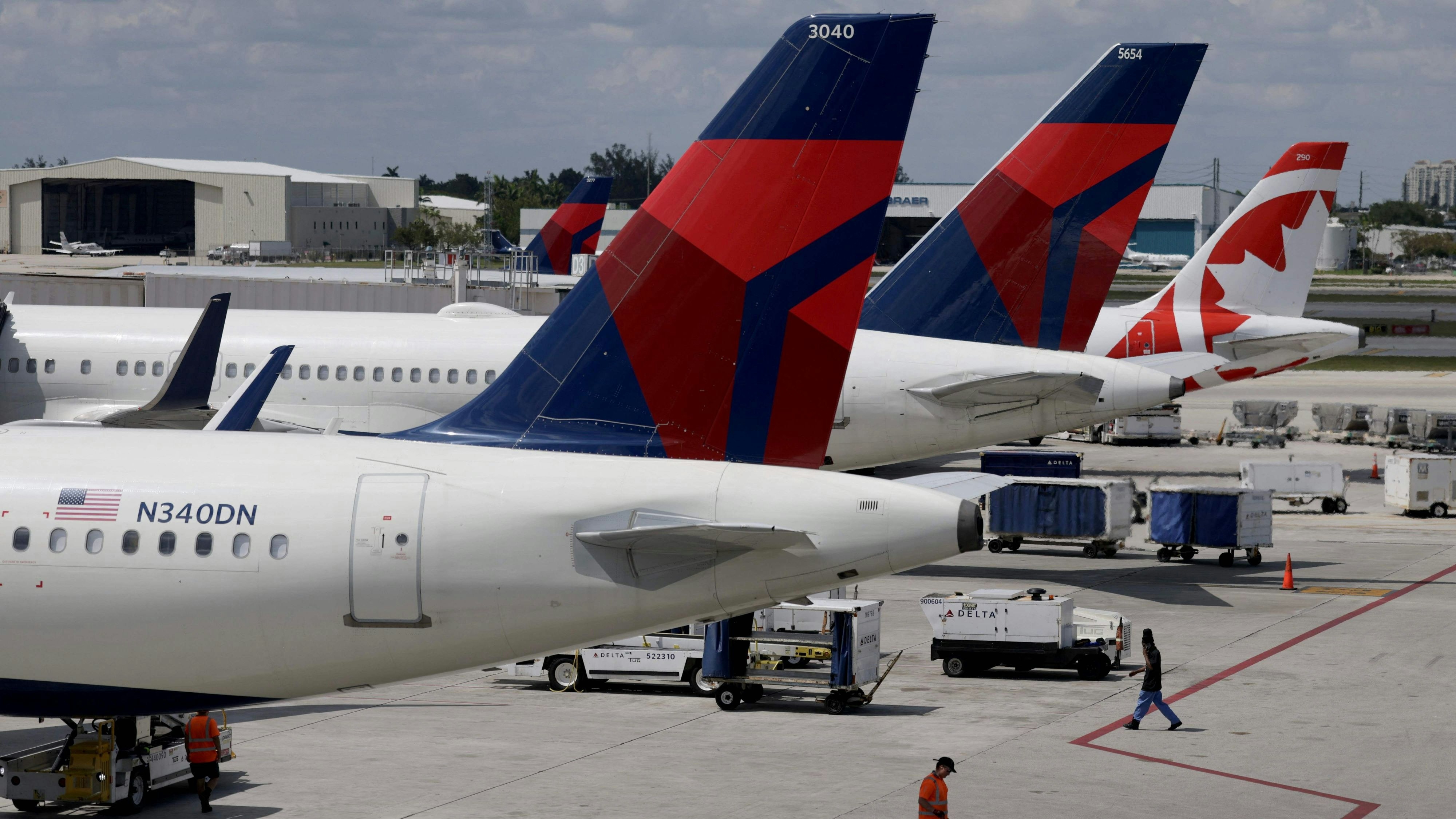 Heute.at - Sitzplatz ohne Fenster – nun klagen Passagiere Airlines