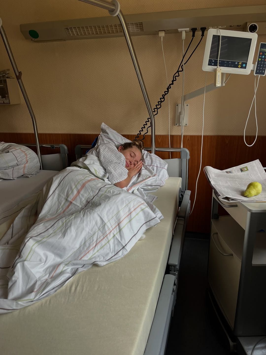 Nach drei Wochen im Krankenhaus meldet sich Lola Weippert zurück.