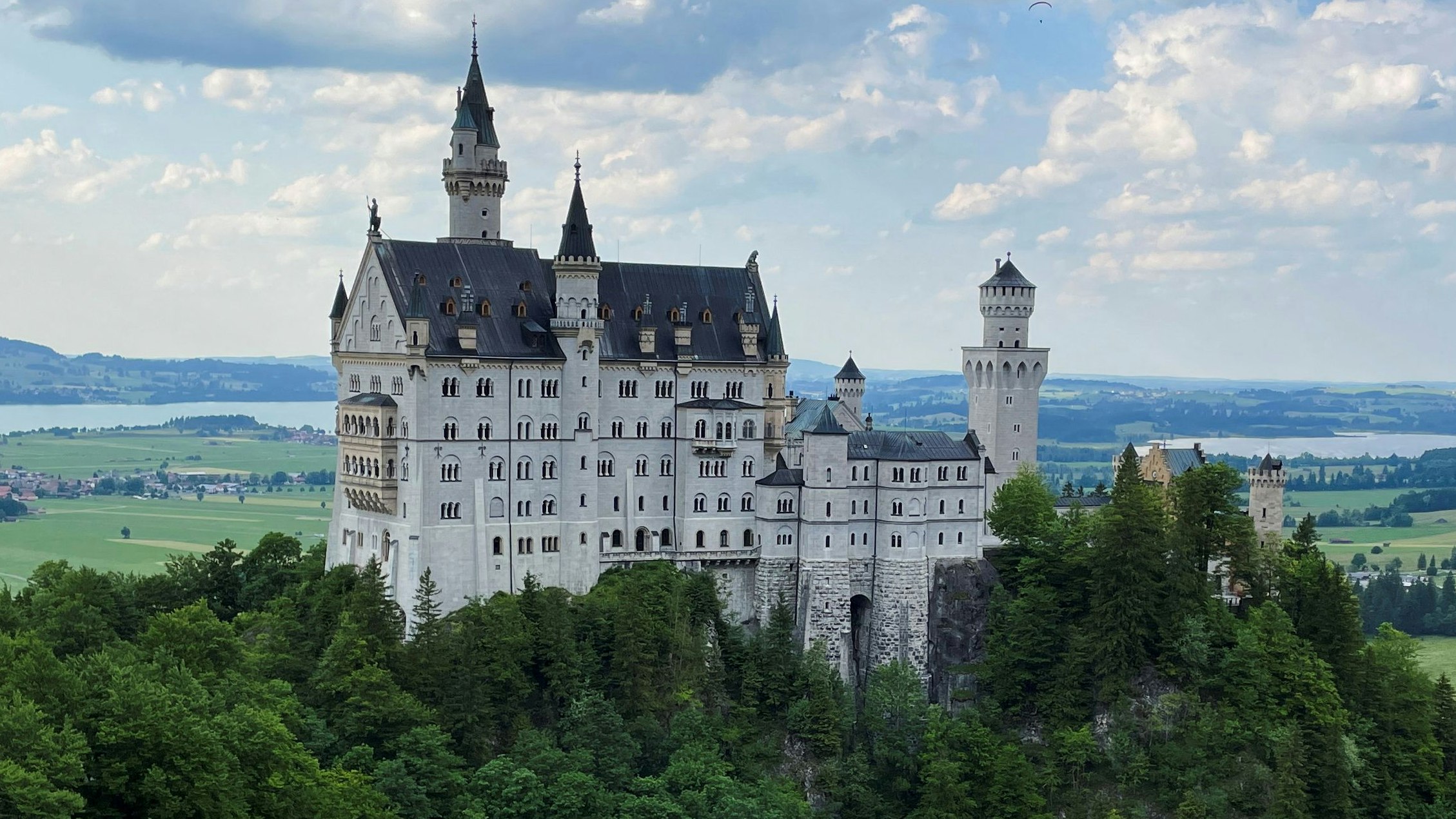 So sieht das Schloss Neuschwanstein in der Realität aus.