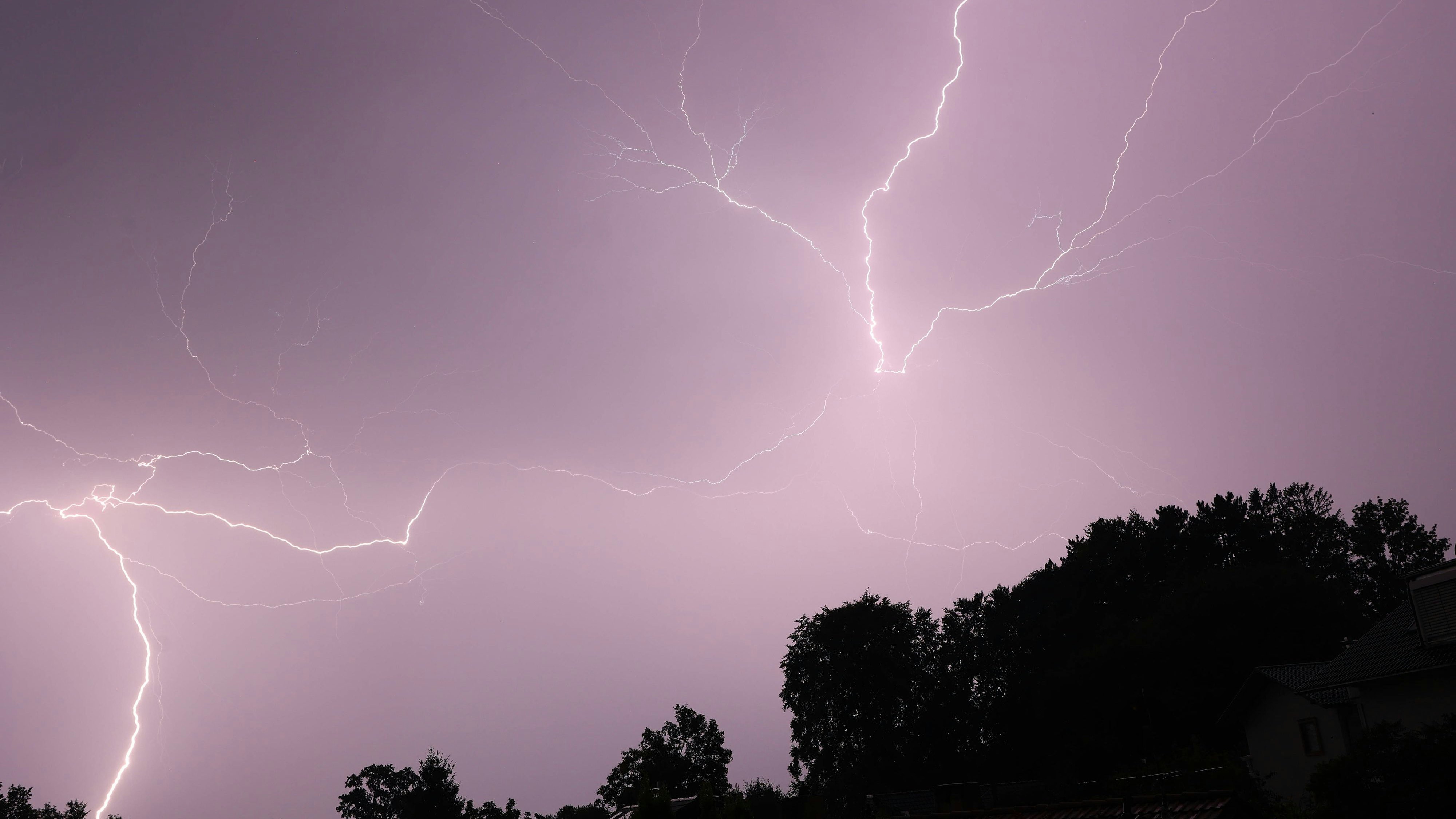 Heute.at - Meteorologe sagt, was auf Österreich jetzt zukommt