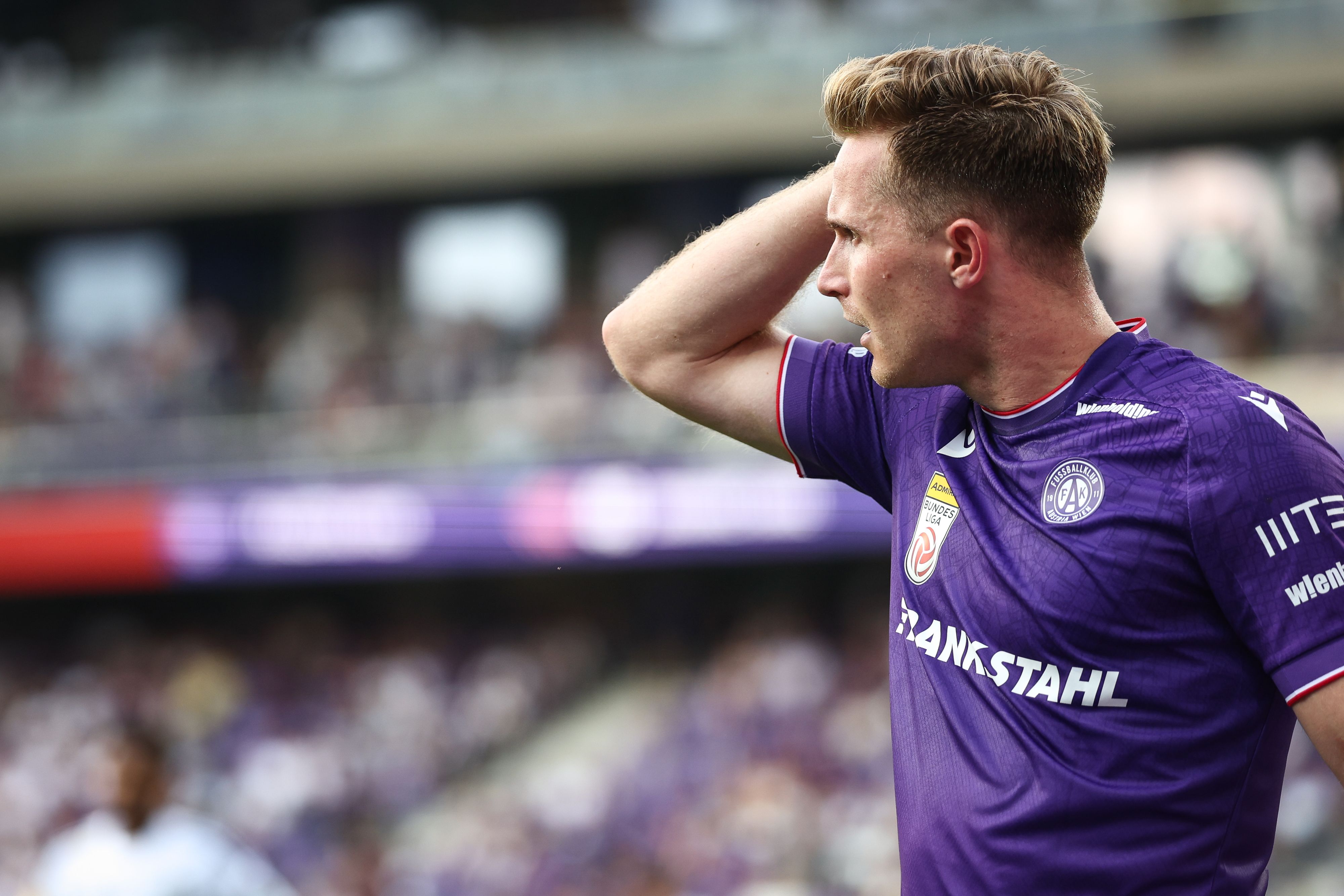 Johannes Eggestein auf der Suche nach dem Weg aus der Austria-Krise.