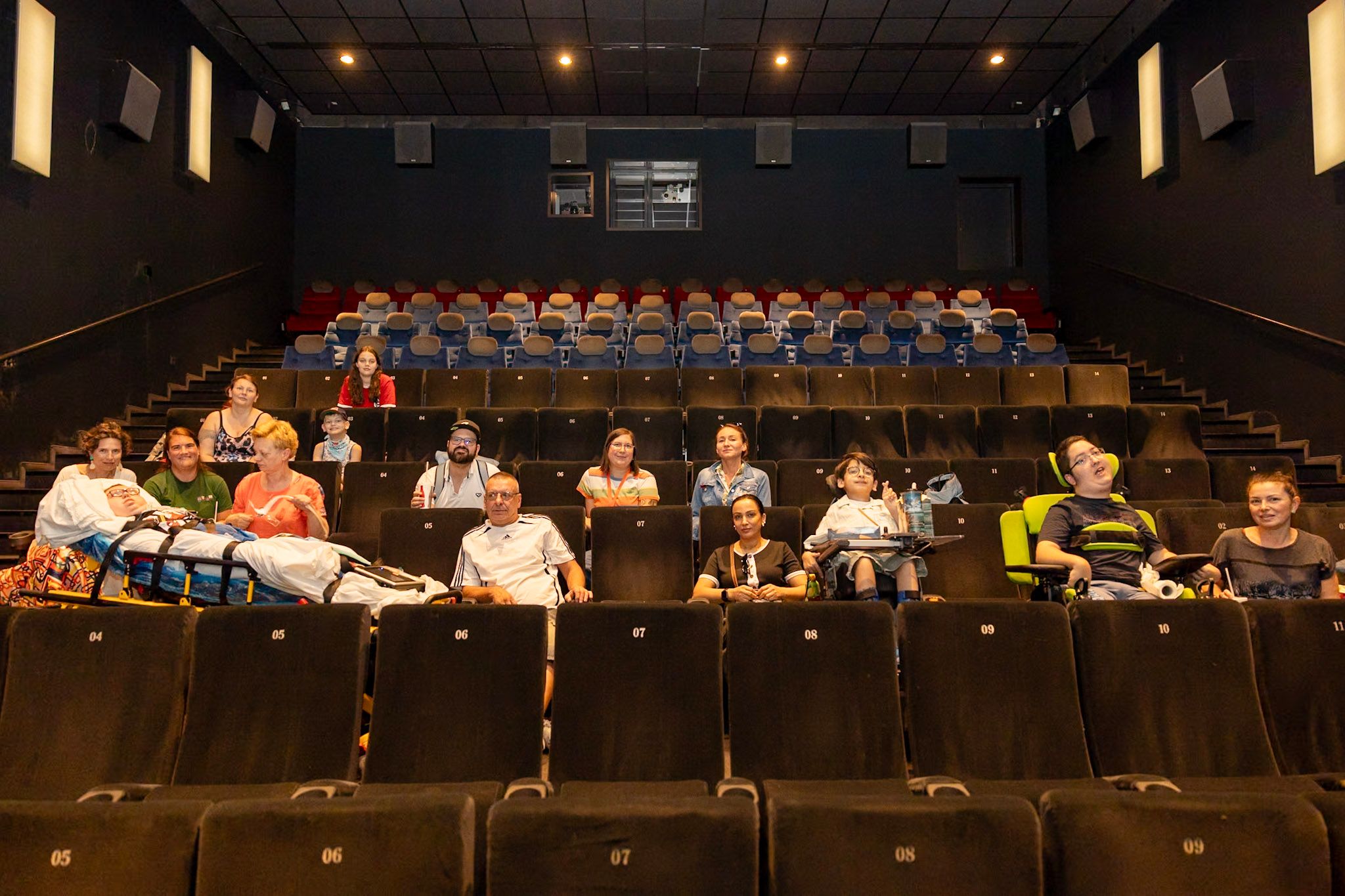 MOKI-Wien lud Familien zu einem Kinonachmittag im Hollywood Megaplex Gasometer.