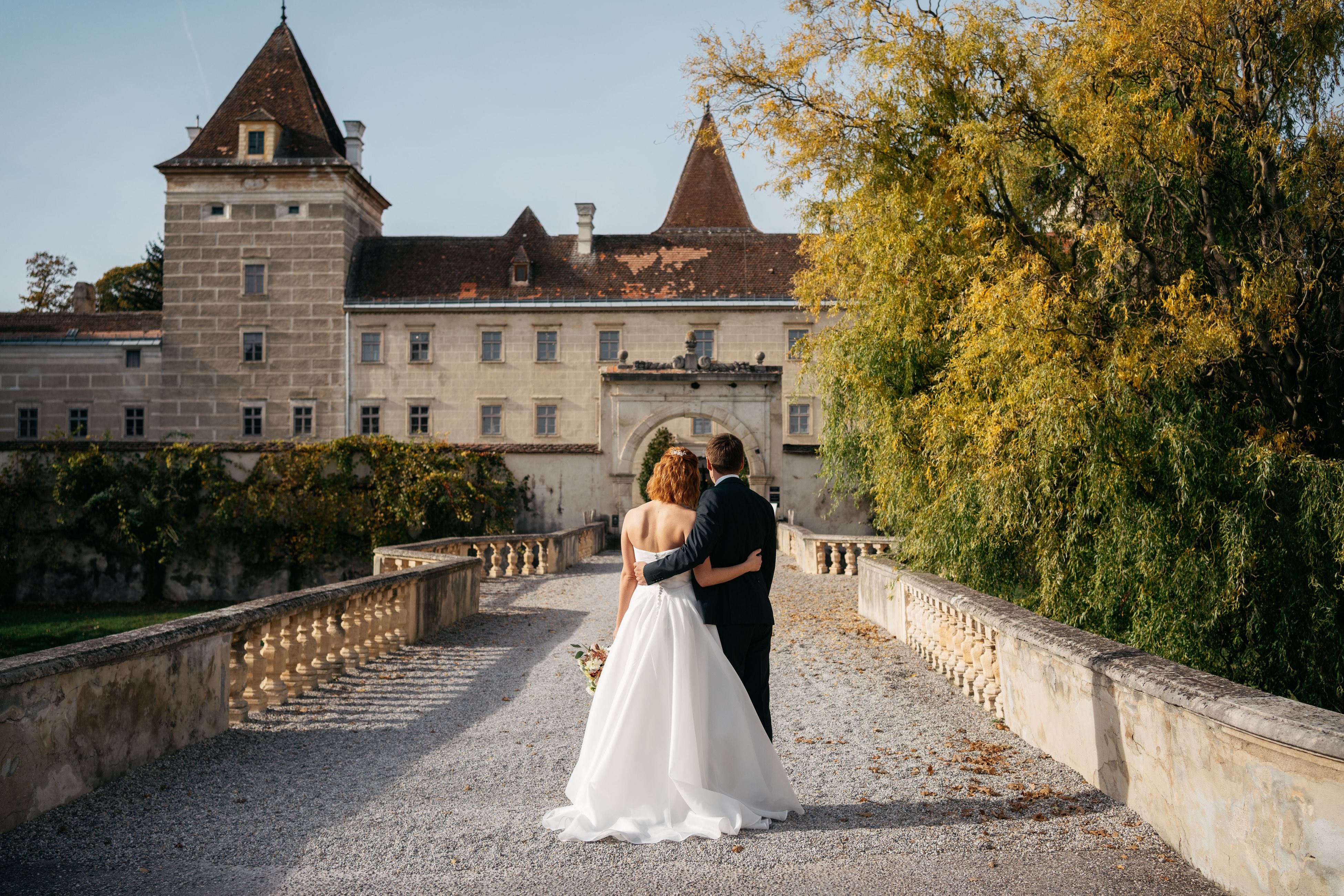 Im Oktober 2024 heiratete Sven Hergovich seine Ella im Kreise von Familie und Freunden.
