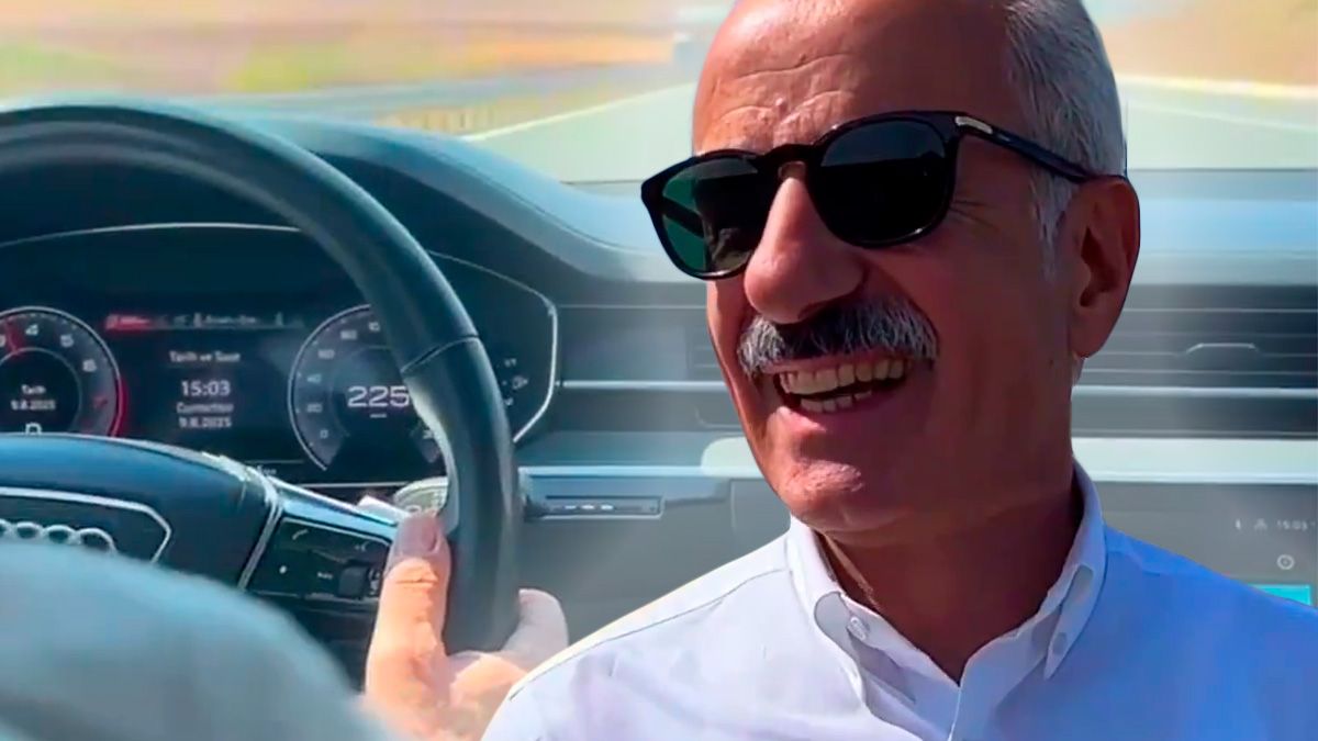 Der türkische Verkehrsminister Abdulkadir Uraloğlu filmte sich versehentlich mit weit überhöhter Geschwindigkeit.