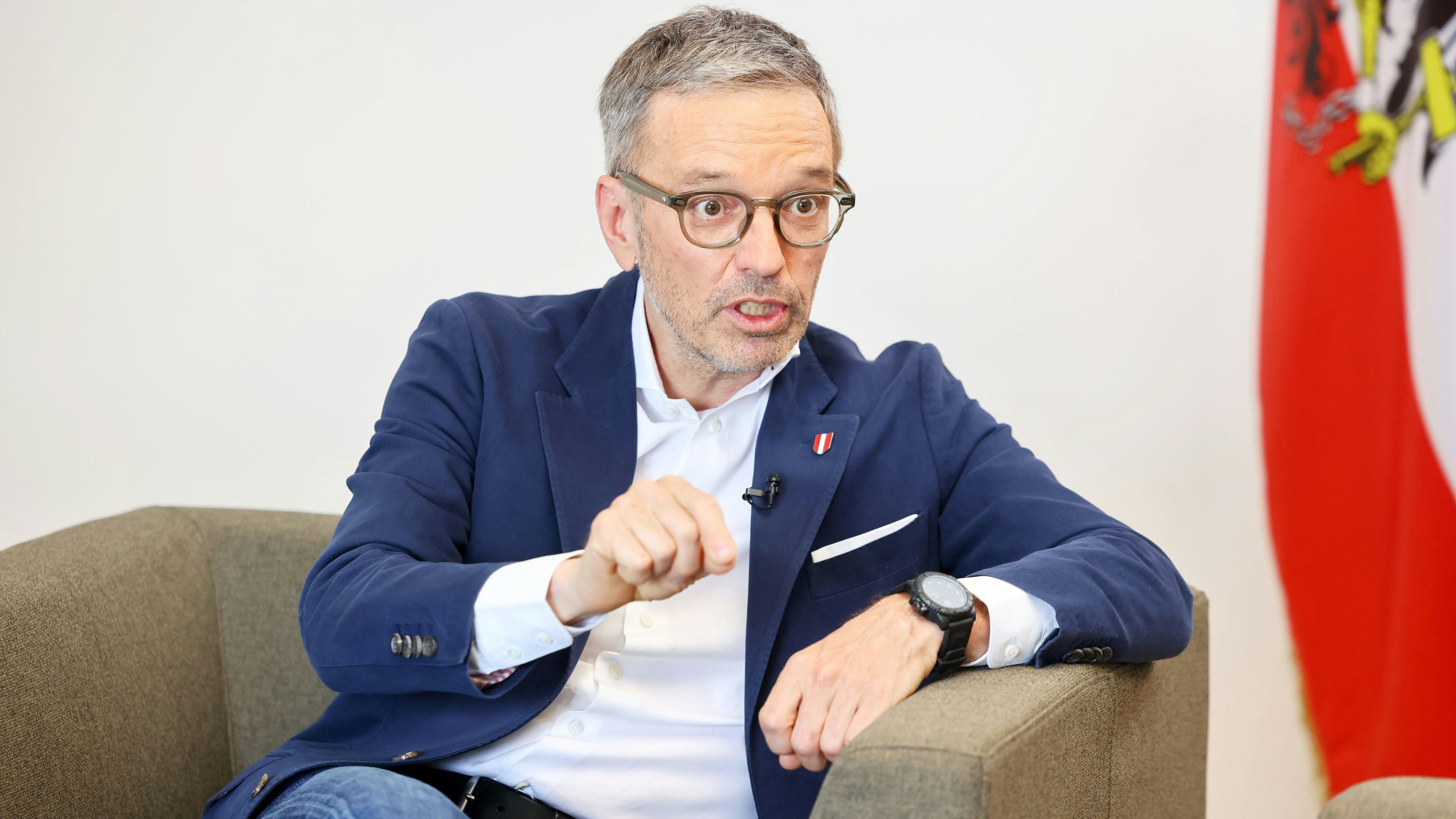 Heute.at - FPÖ-Chef Kickl zerlegt Babler: Bleibt Handlungszwerg