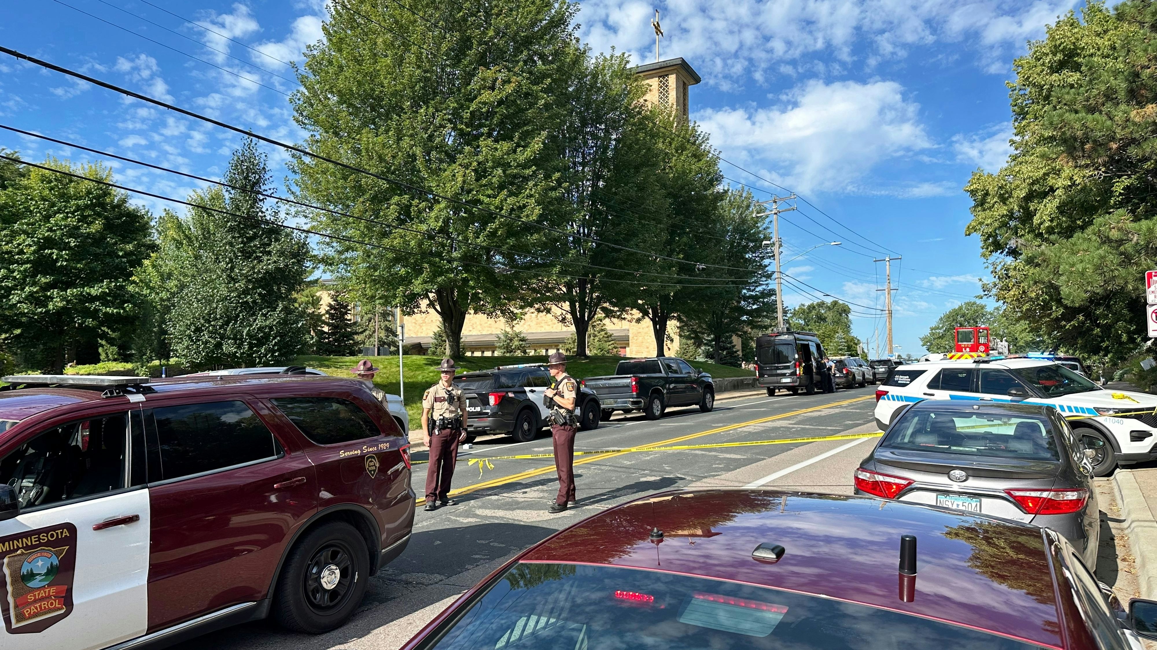 Heute.at - Schüsse! Amoklauf an katholischer Schule schockt USA