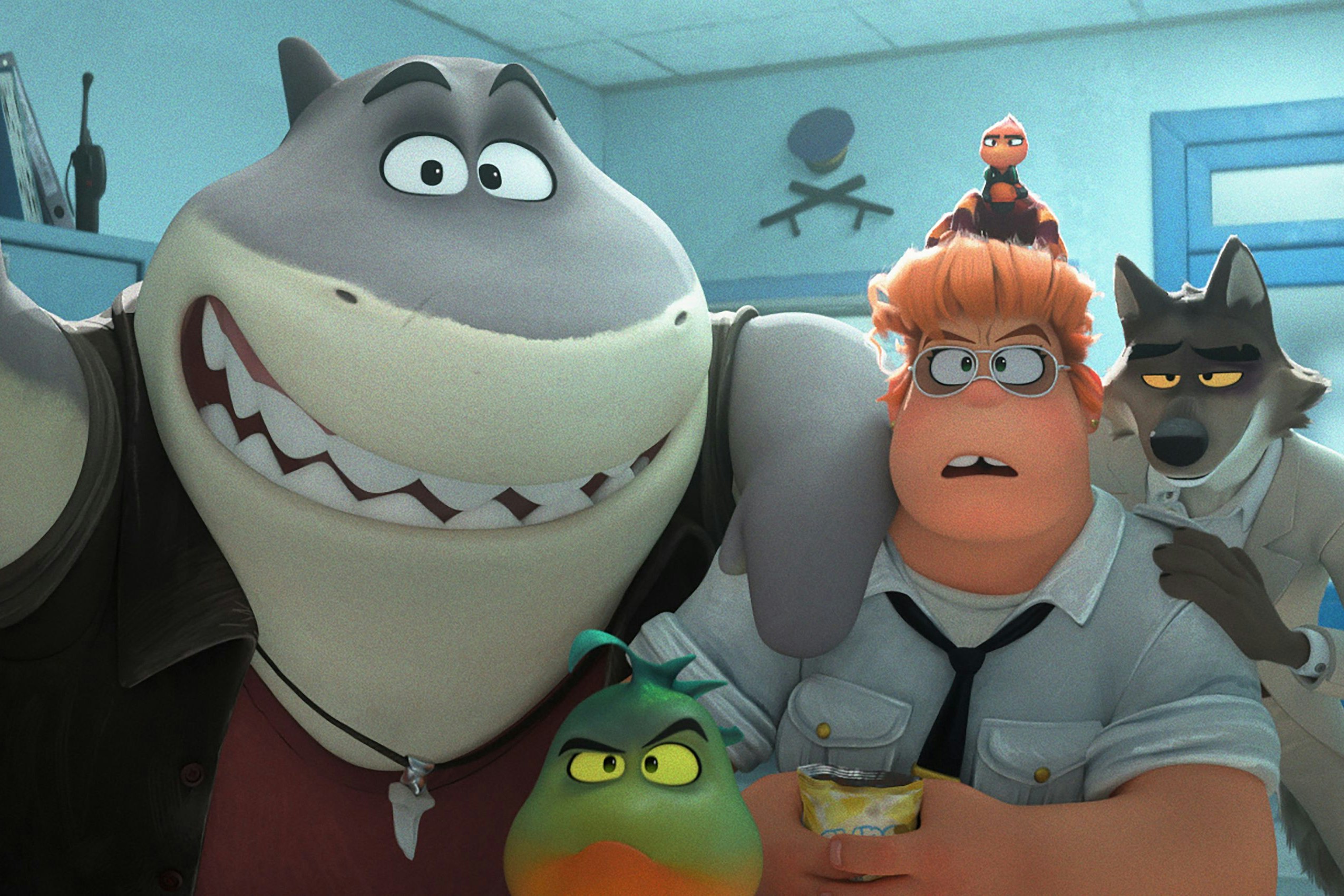 Bitte recht freundlich: Mr. Shark, Mr. Piranha, Commissioner Luggins, Ms. Tarantula und Mr. Wolf (Sam Rockwell) am Polizeirevier