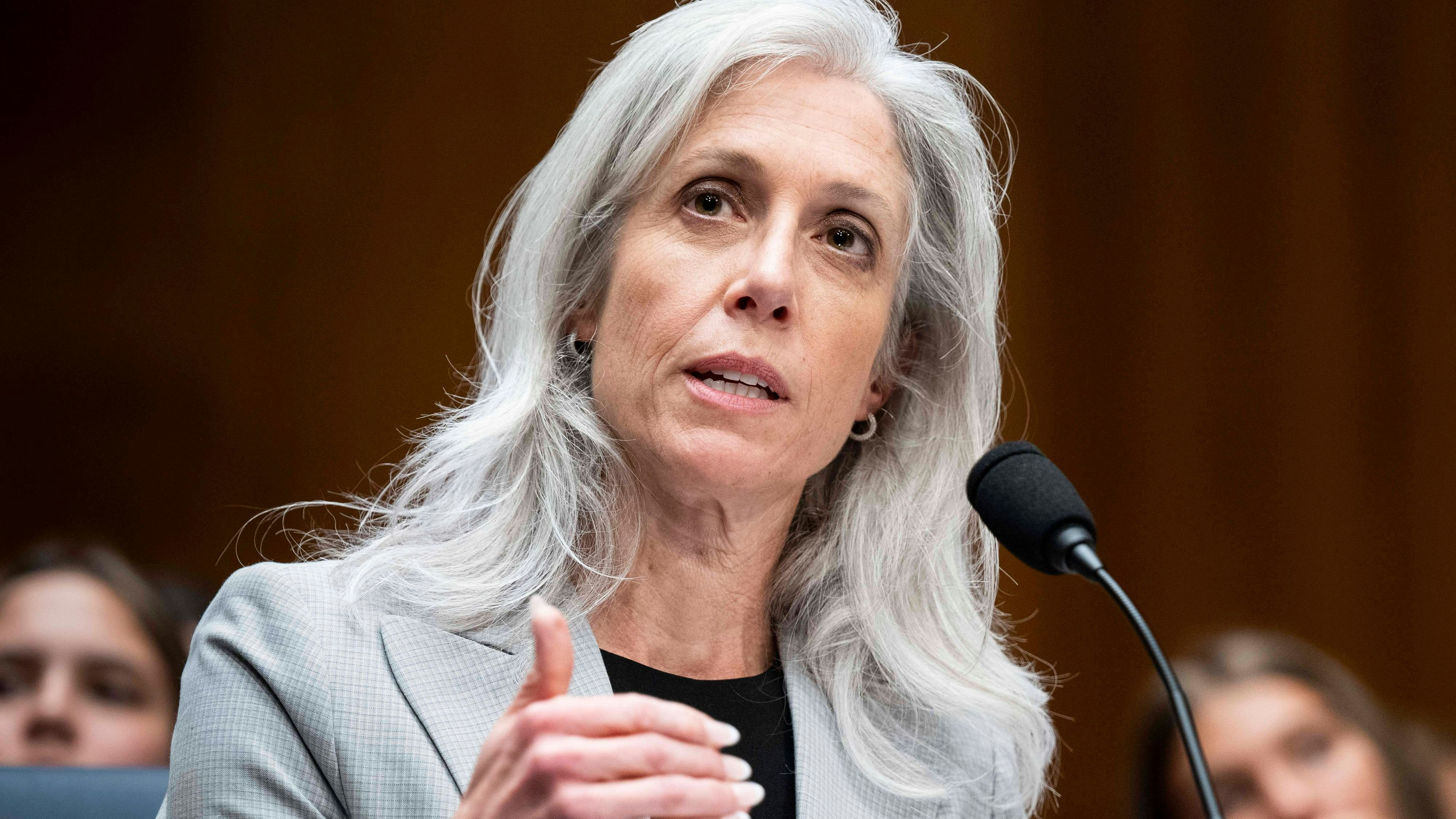 Heute.at - CDC-Chefin entlassen: Streit um Impfpolitik in den USA