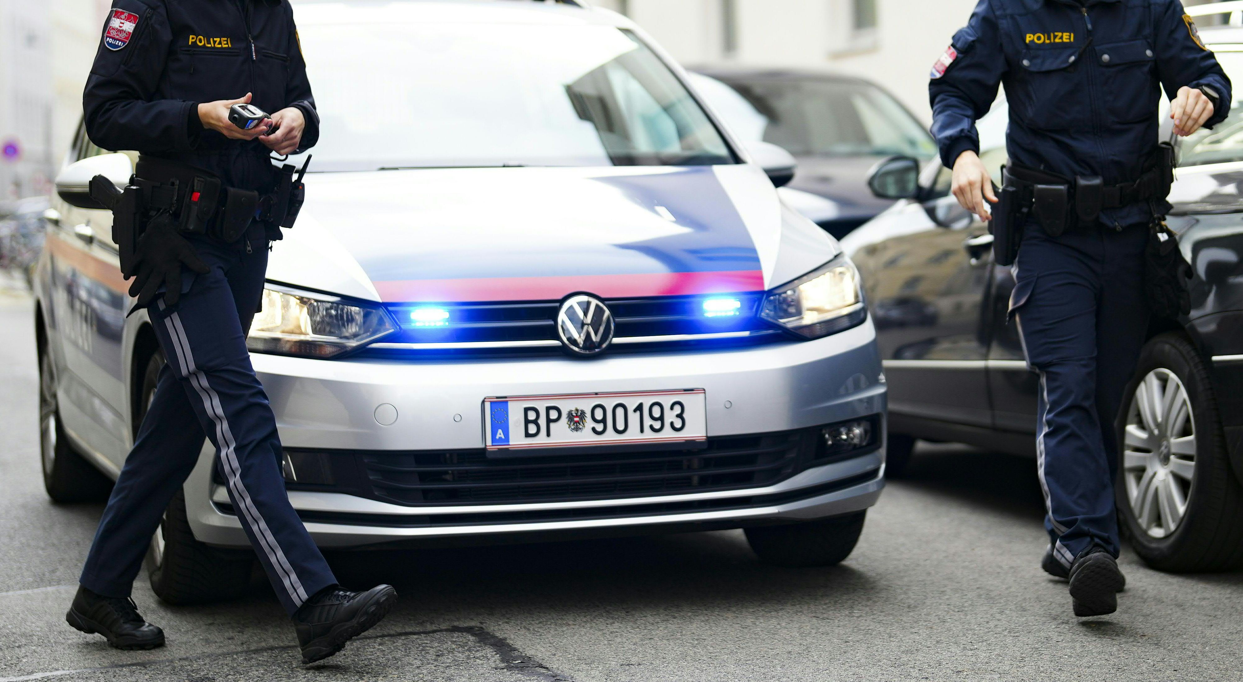 Ein Mann wurde bei einer Übergabe brutal beraubt und gewürgt. (Symbolfoto)