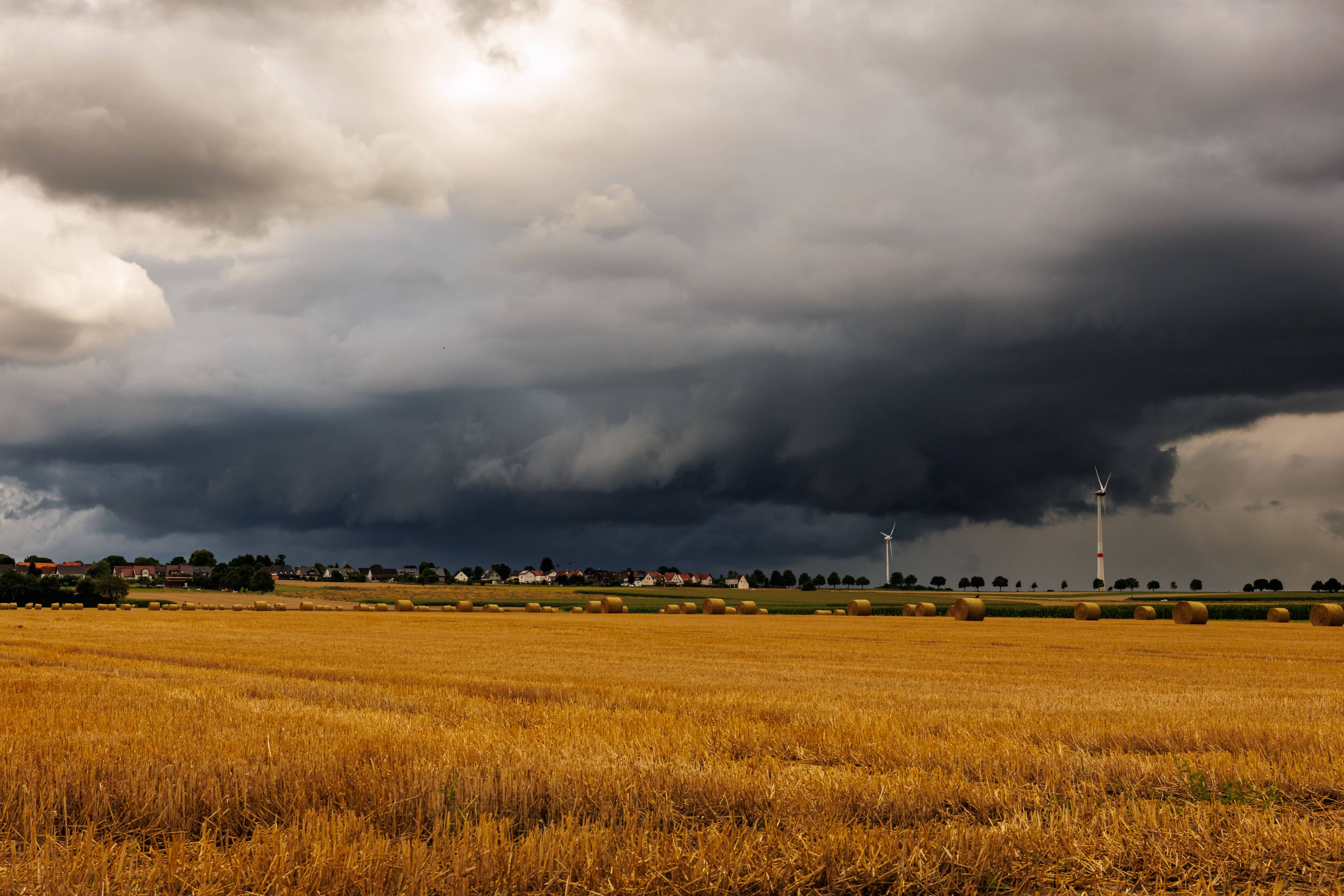 Österreich muss sich am Donnerstag auf Schauer und Gewitter einstellen.