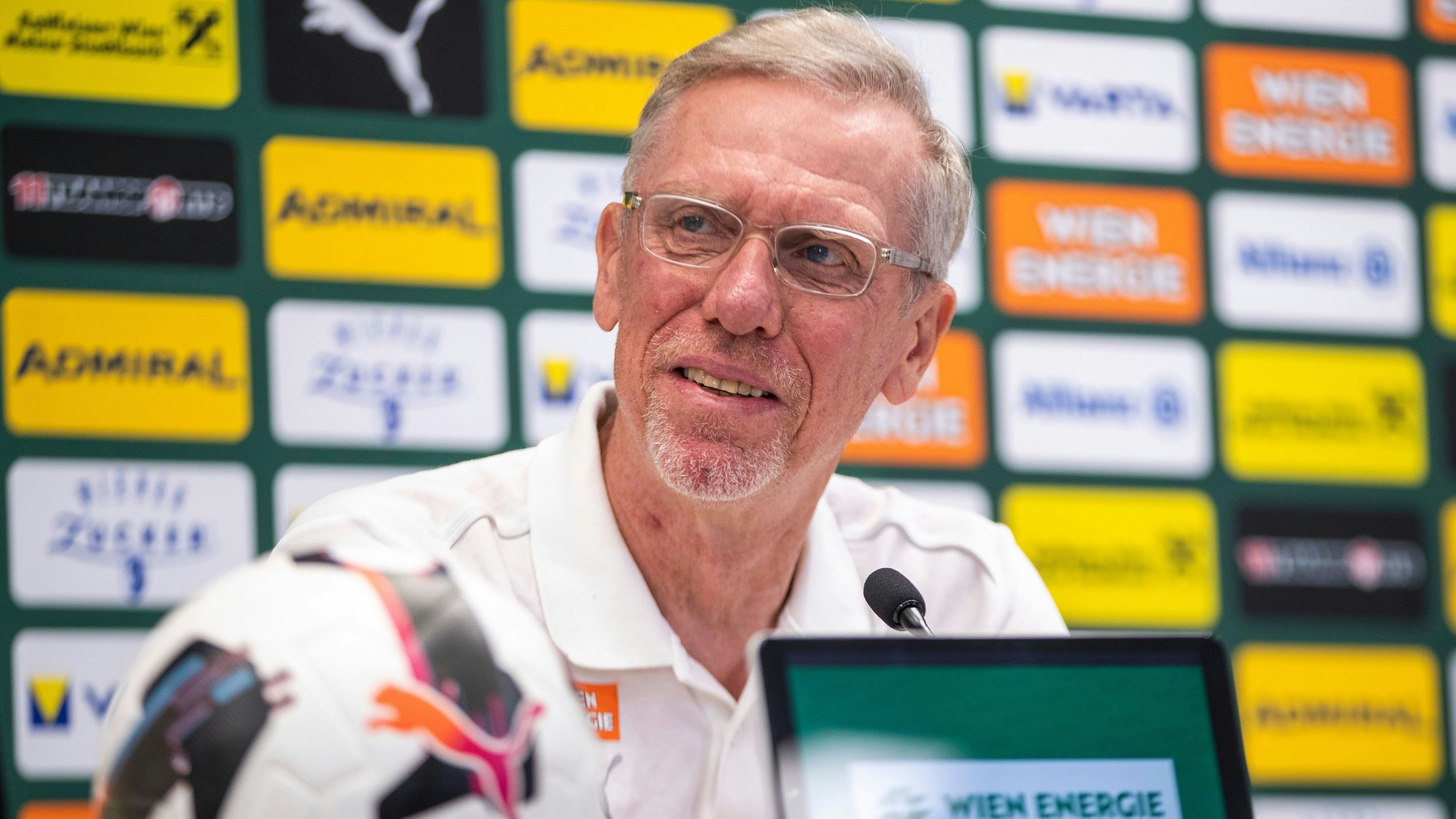 Heute.at - Stöger-Ansage: Vollstoff im Spiel um Millionen