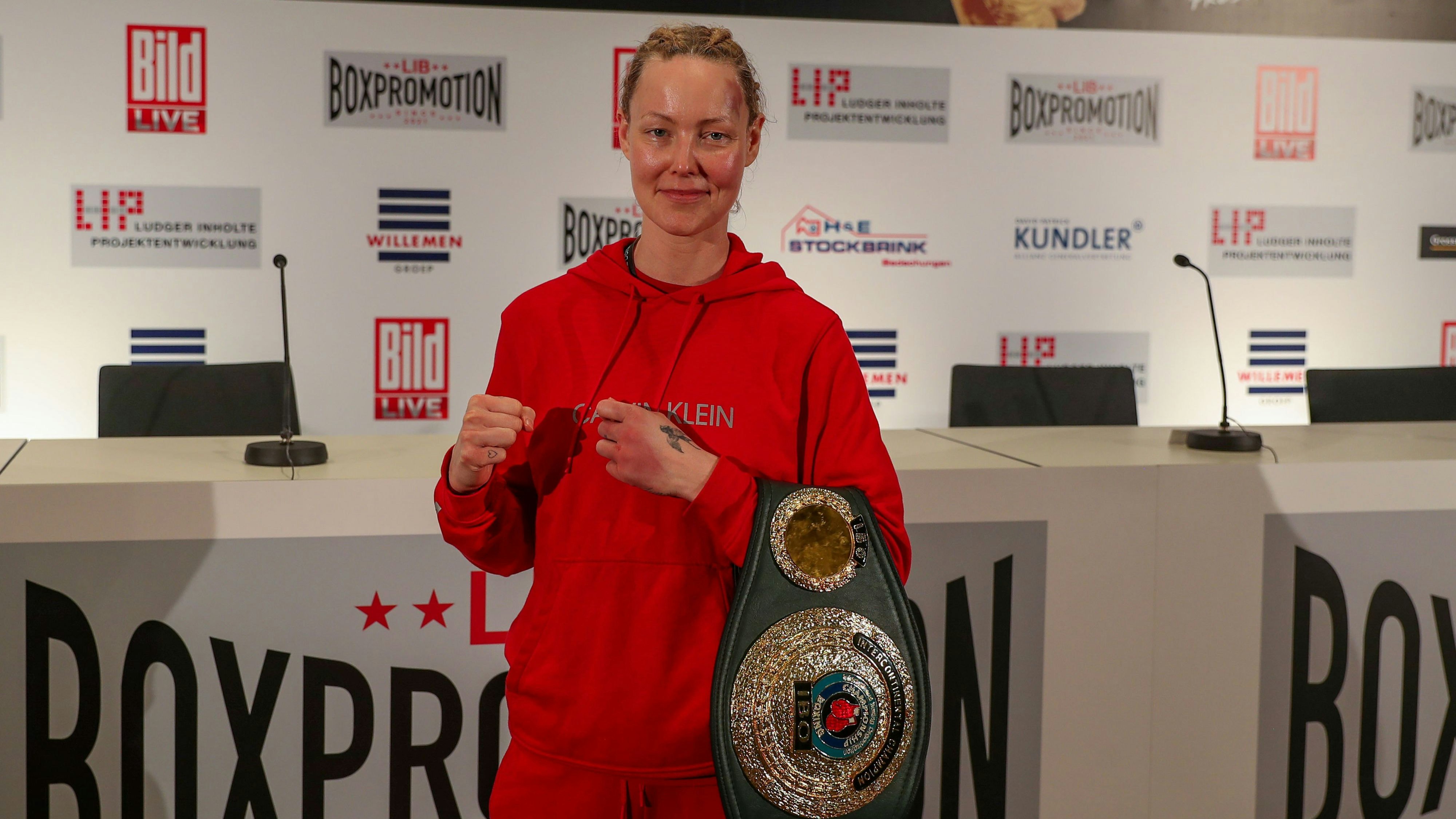 Heute.at - Ex-Weltmeisterin schockt als Islamismus-Influencerin