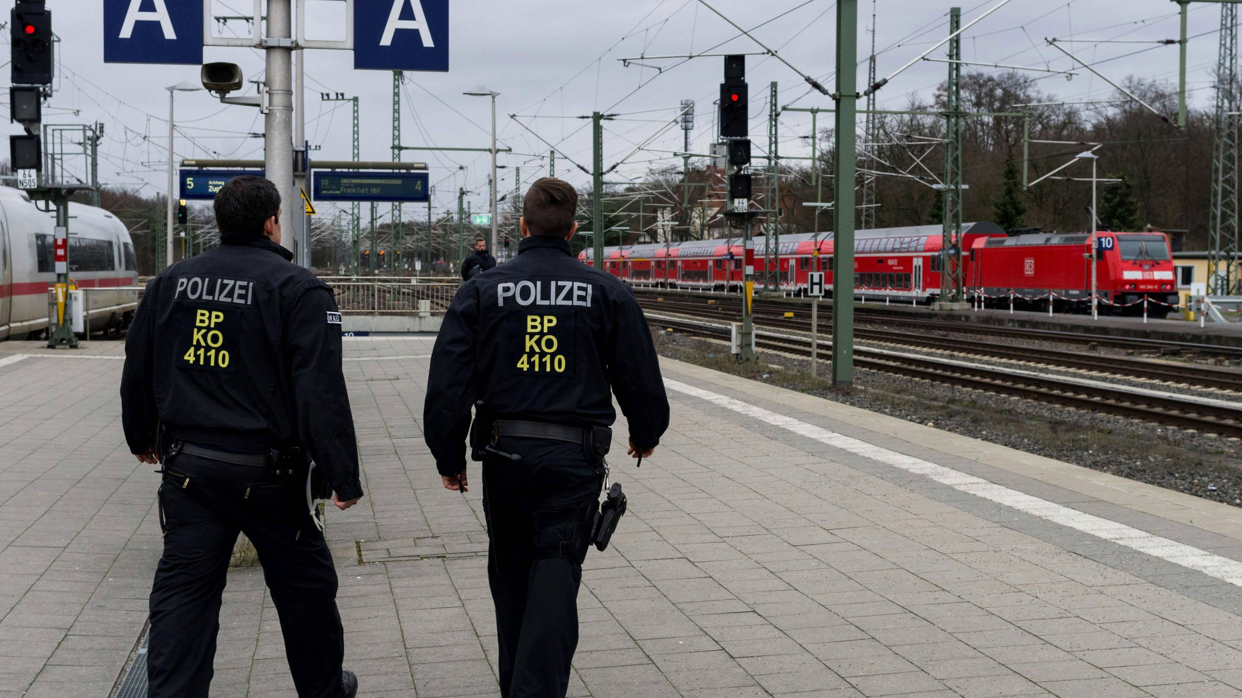 Die Polizei ging anfangs noch von einem Unglück aus. (Symbolbild)