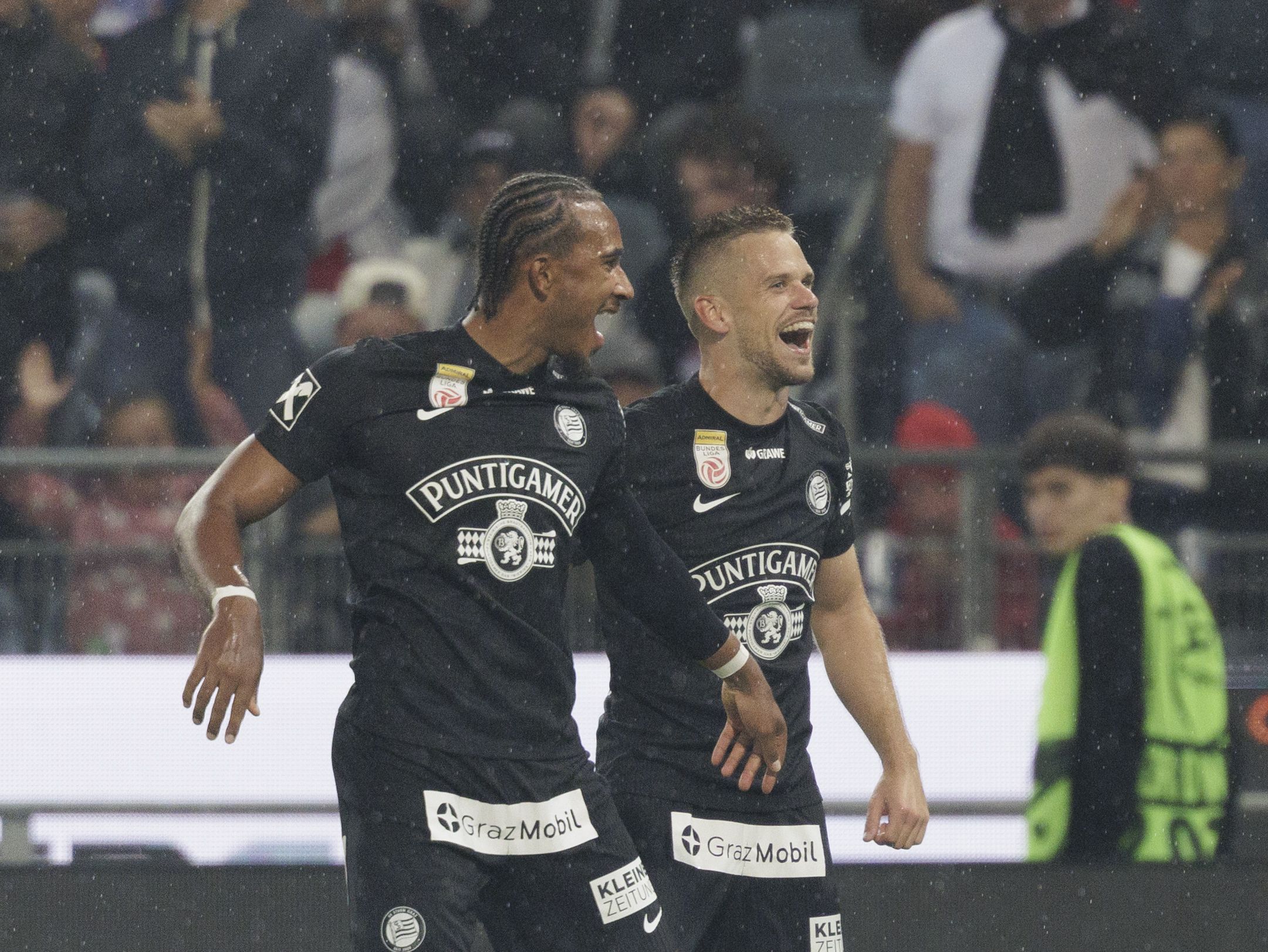 Sturm Graz bejubelt den Derbysieg gegen den GAK. 