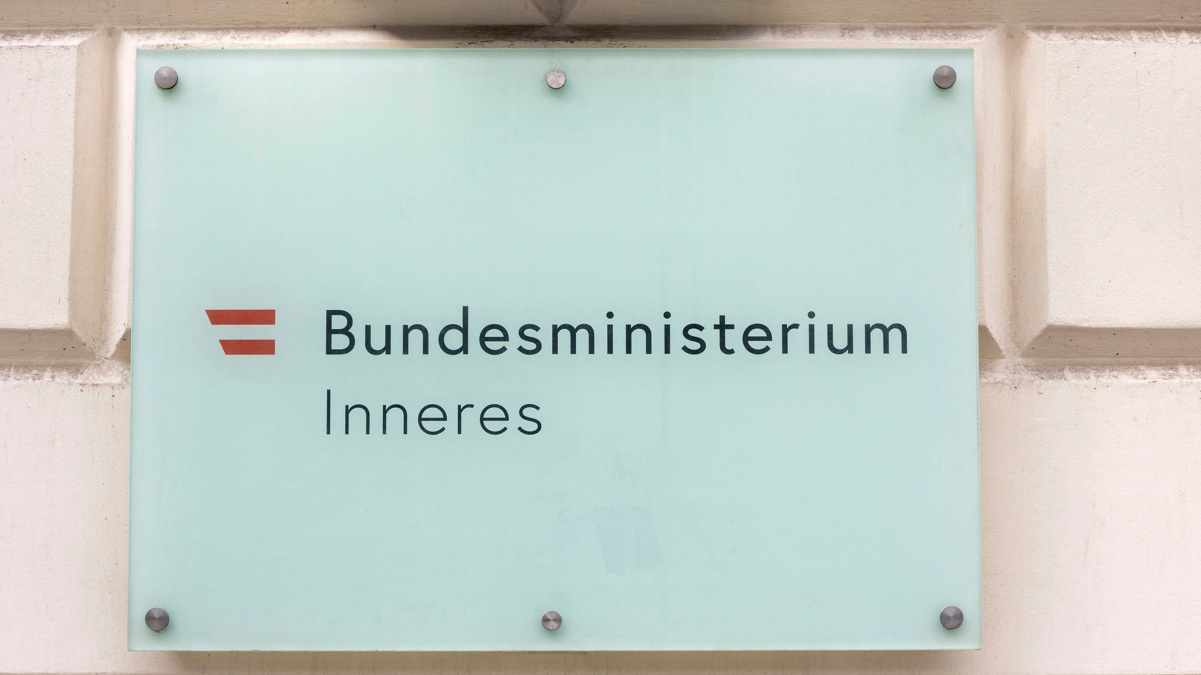 Heute.at - FPÖ ortet Datenklau-Skandal – Ministerium dementiert