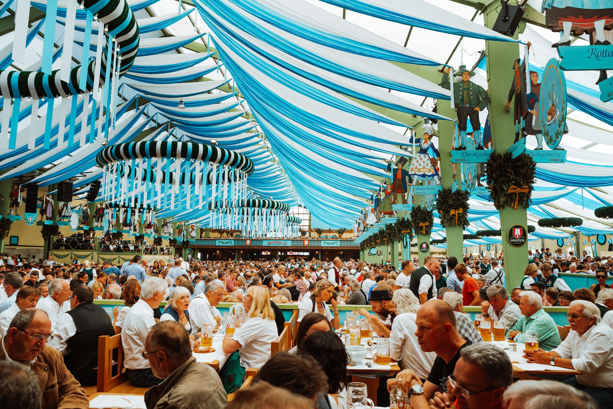 Die Verköstigung auf der Wiesn wird einem nicht geschenkt. 