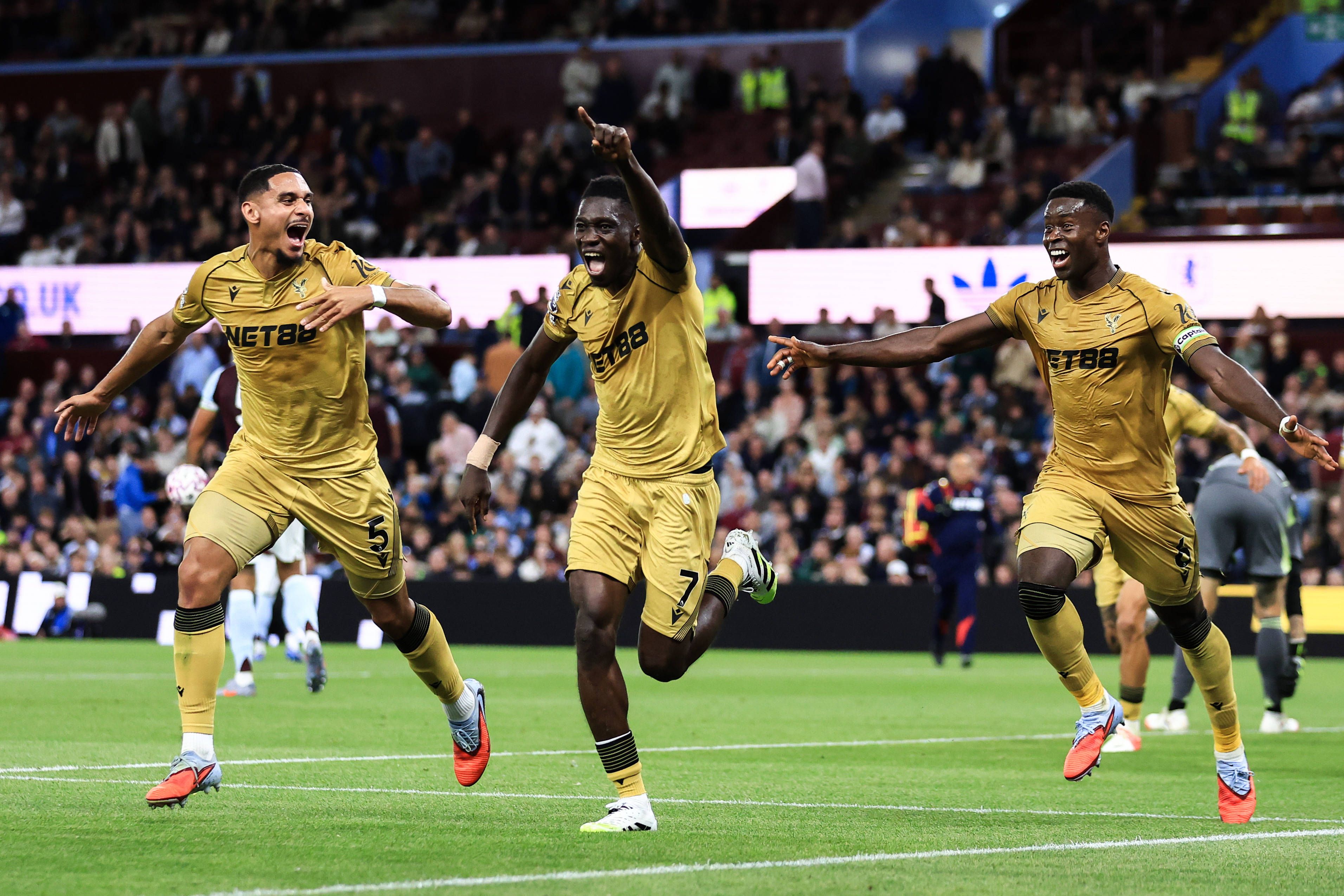 Ismaila Sarr traf zum 3:0-Endstand.