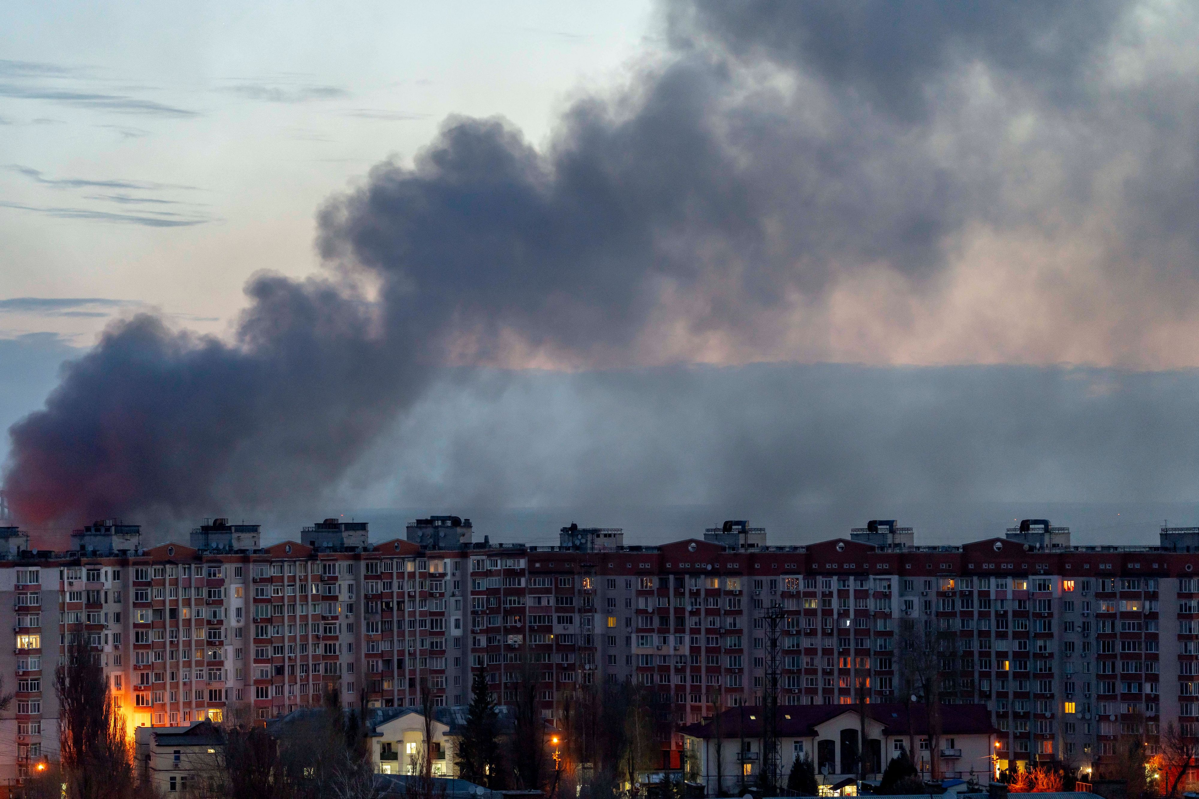 Bei einem erneuten russischen Angriff wurden mindestens 20 Personen getötet. Symbolbild.