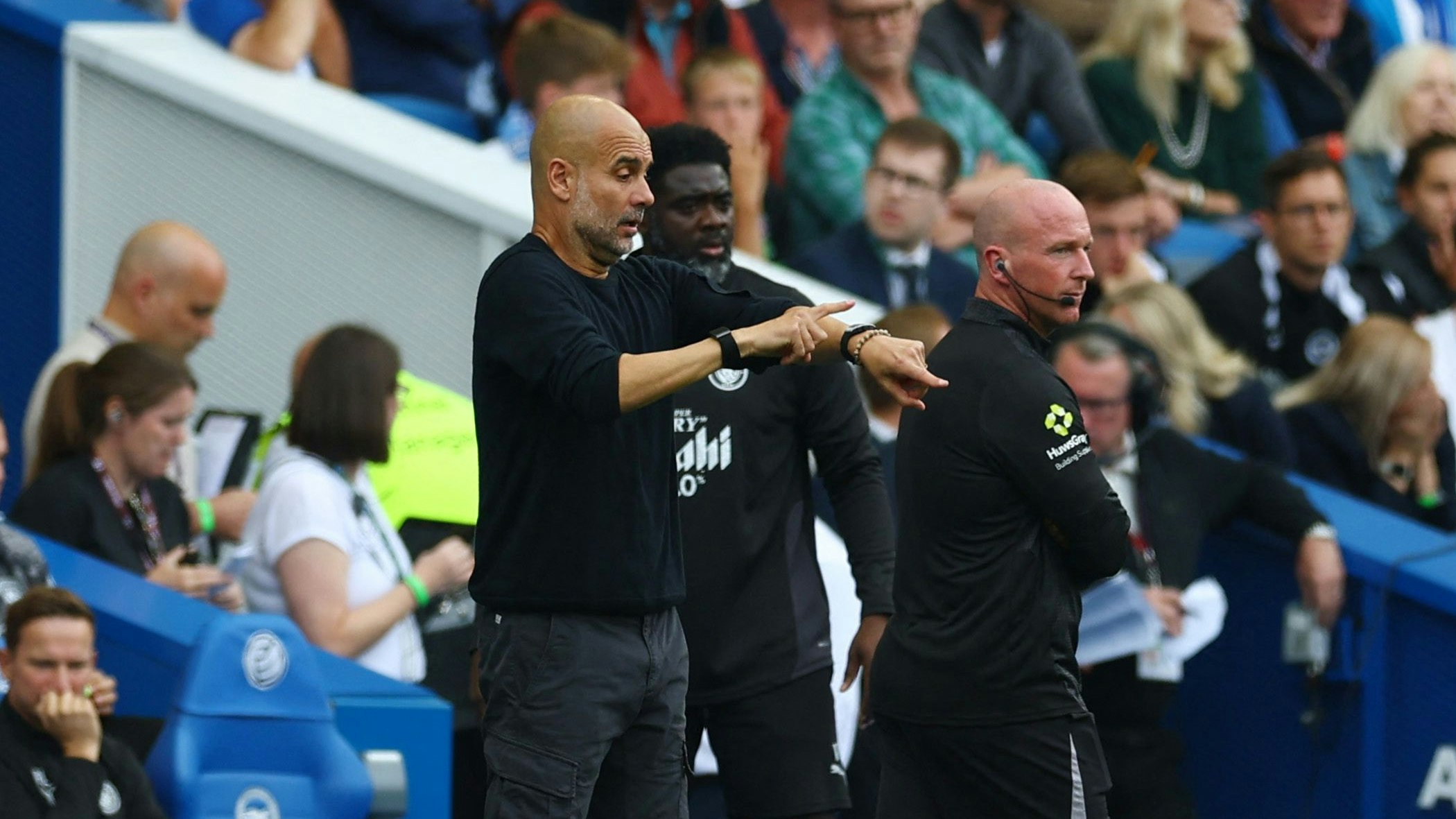 Heute.at - Guardiola früh in Krise! City verliert nach Führung