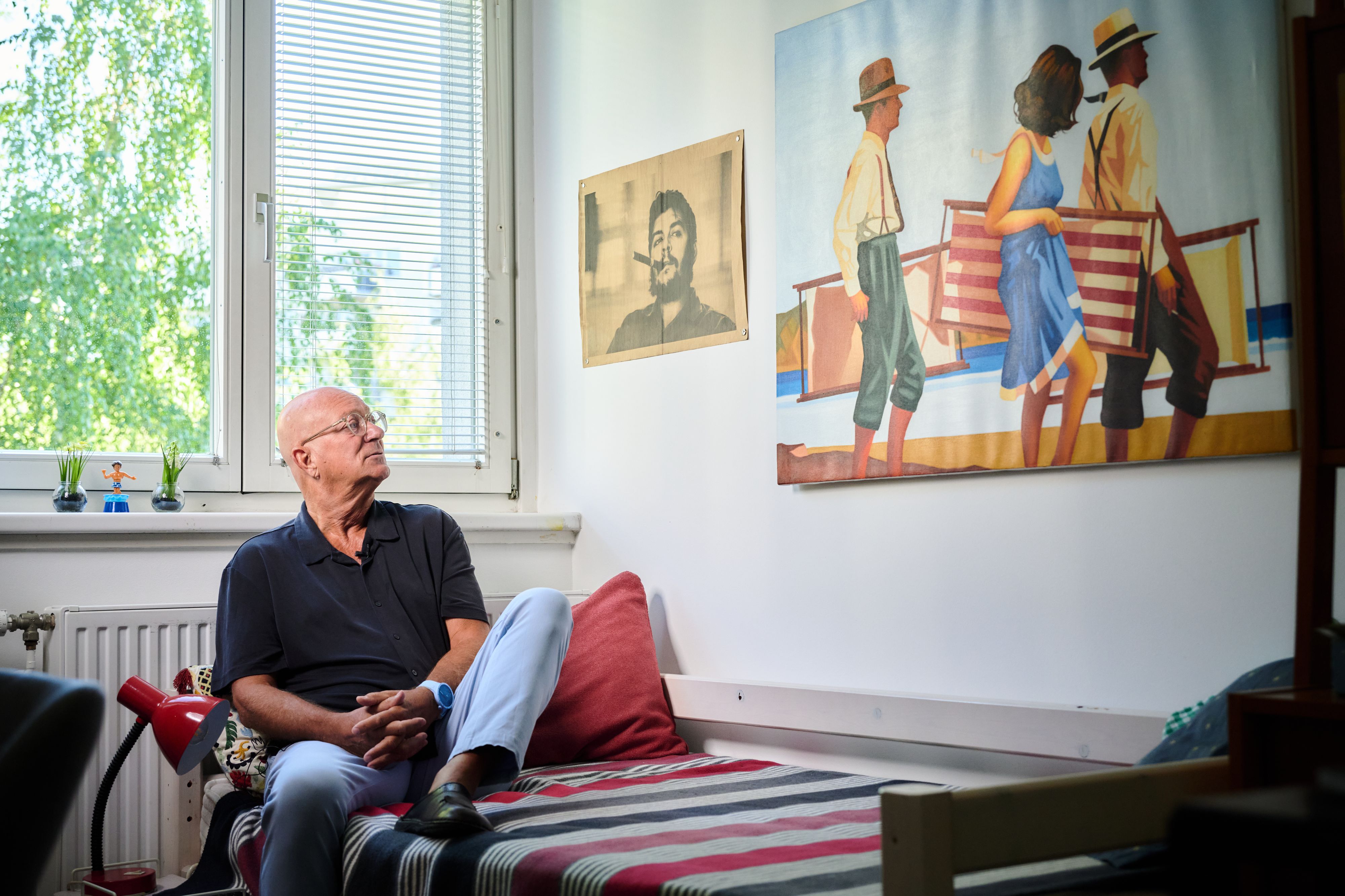 Niki Glattauer am 25. August am Ort seiner Kindheit, seines Erwachsenenlebens und seines Todes: in seiner Wohnung in Favoriten