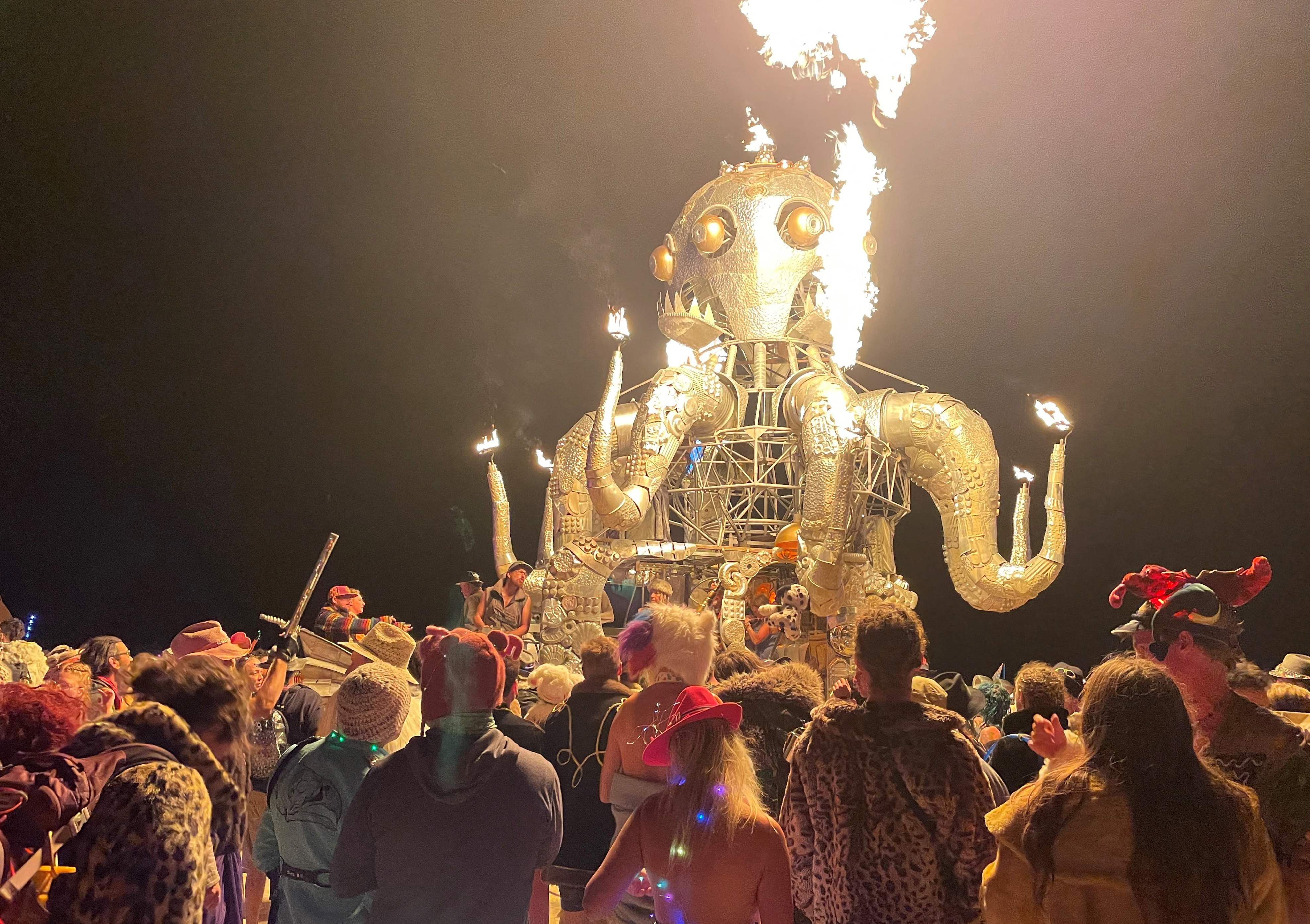 Leiche entdeckt: Die Polizei hat am Burning-Man-Festival in Nevada Ermittlungen aufgenommen.