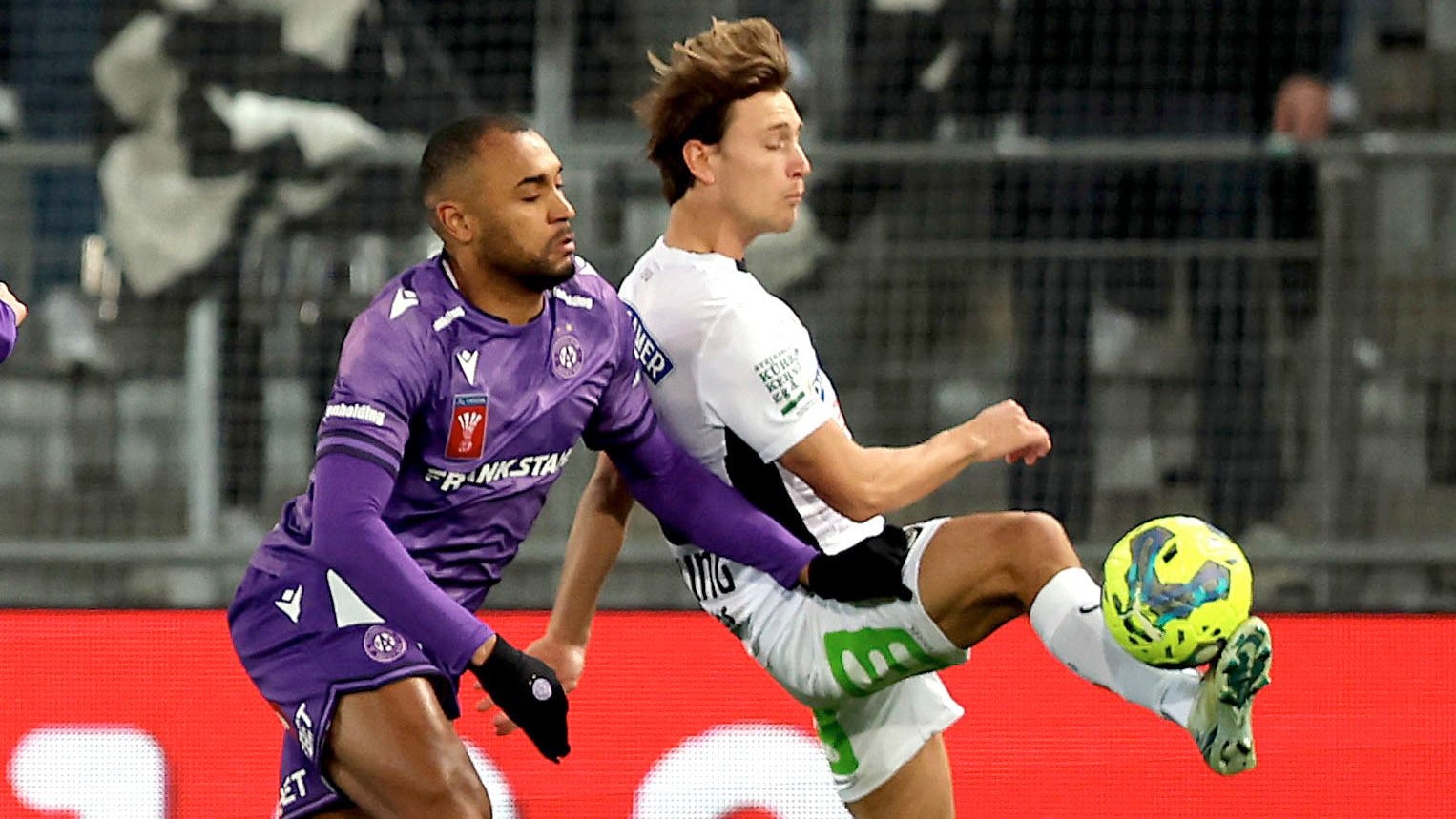 Maurice Malone (l.) soll in Graz William Boeving (r.) ersetzen.