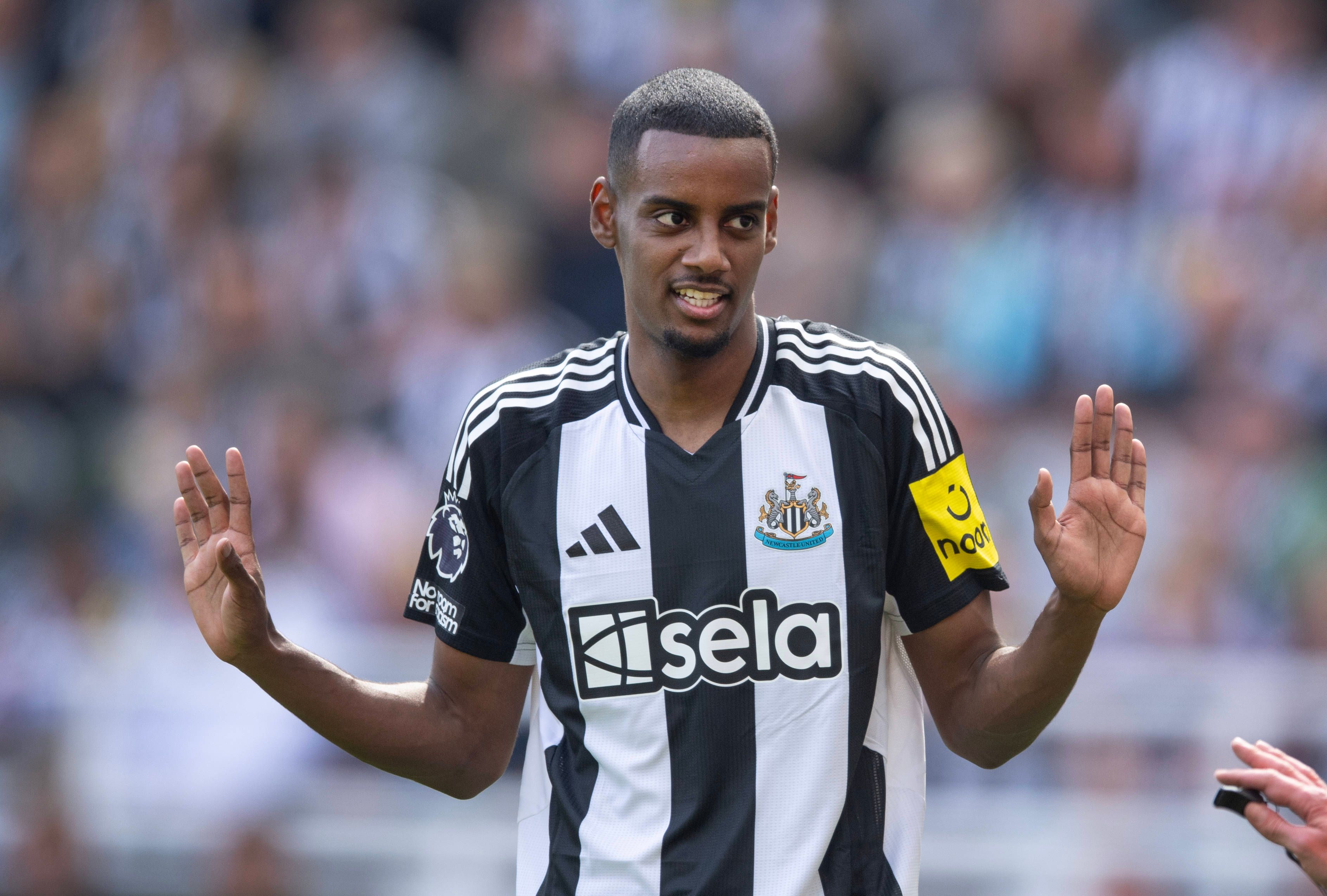 Isak stürmt jetzt für Liverpool.