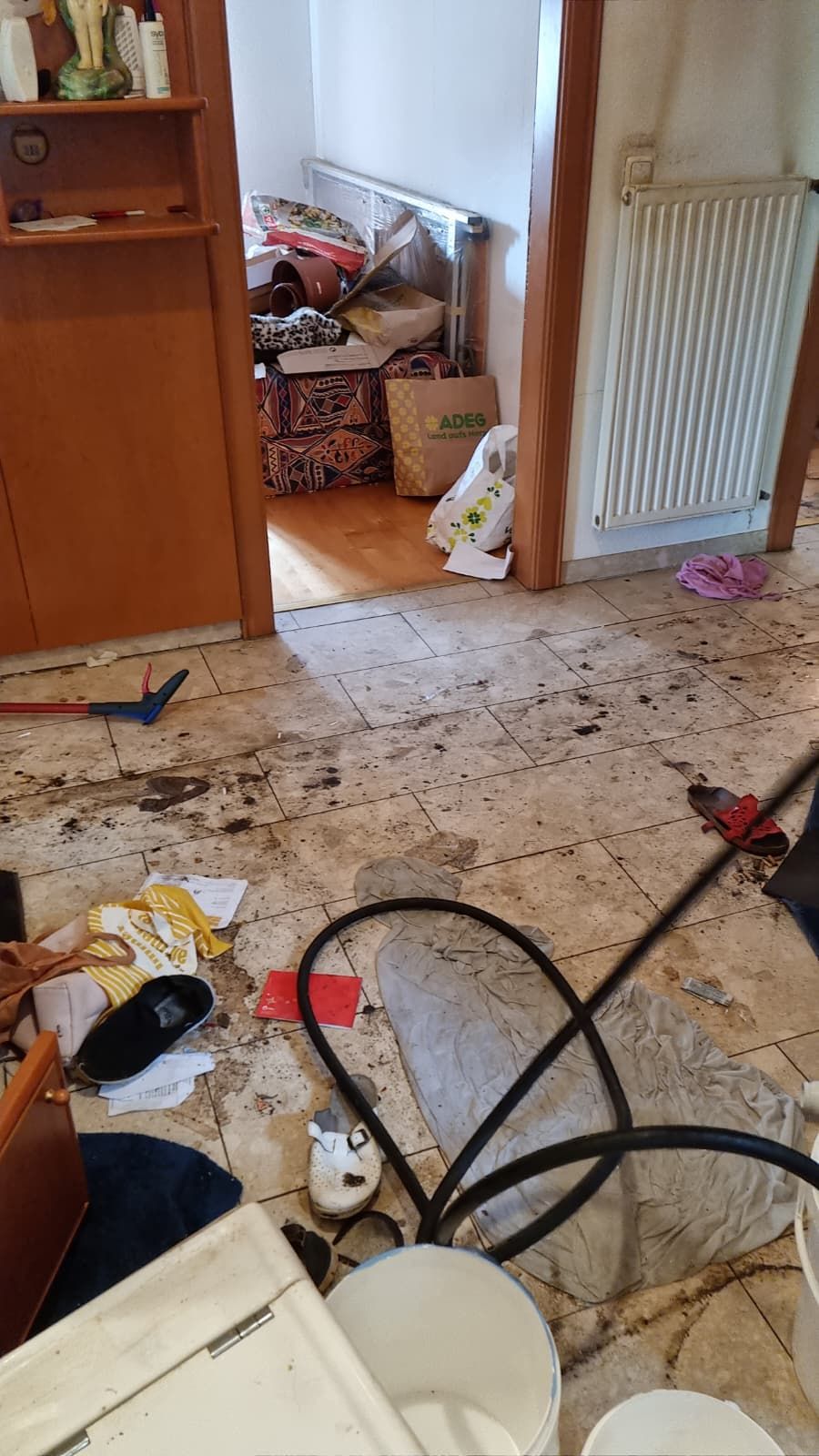 Aufnahmen der verdreckten Wohnungen in Marbach/Donau