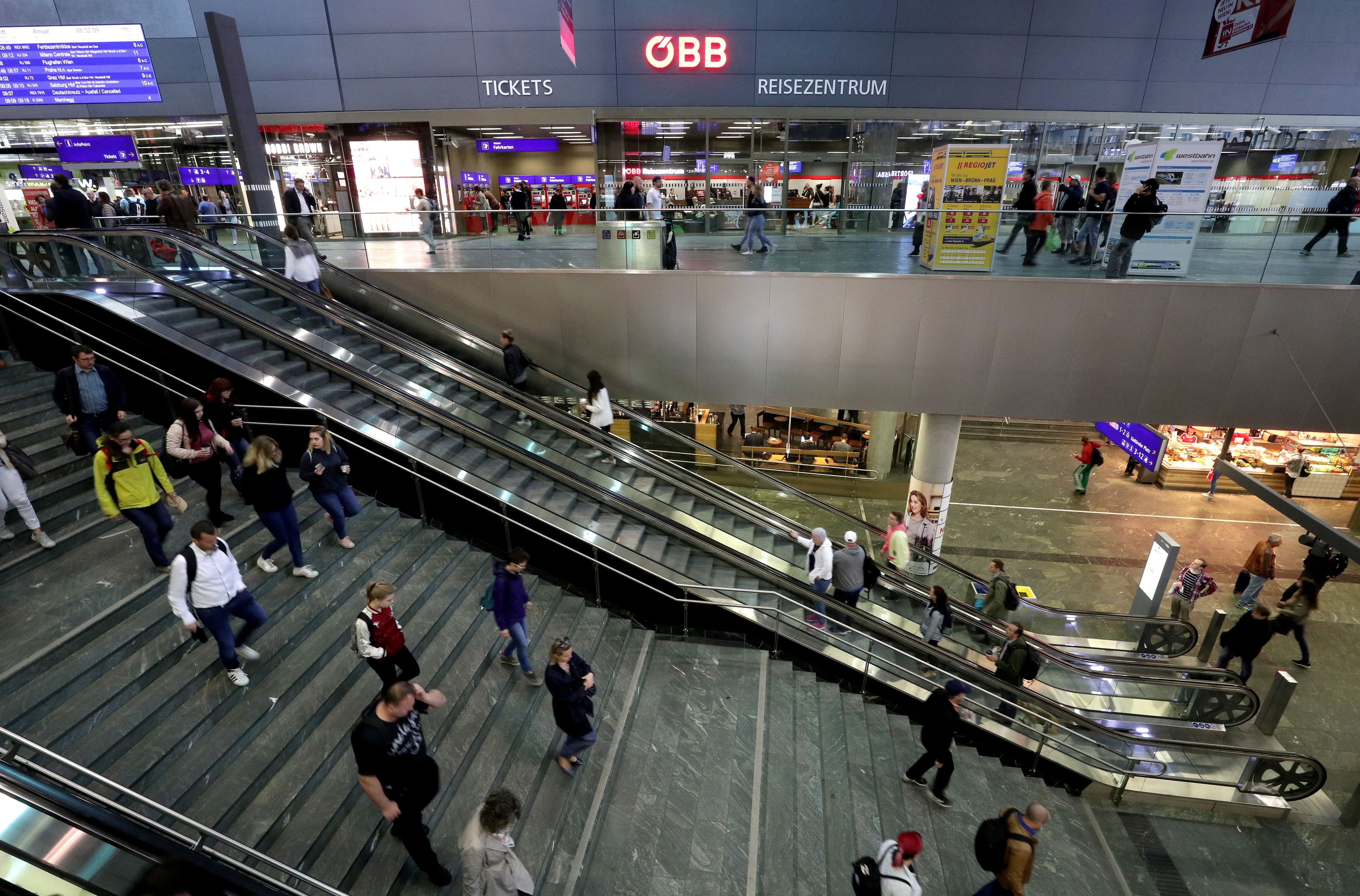 Zugreisende müssen sich auf eine Preiserhöhung einstellen. 