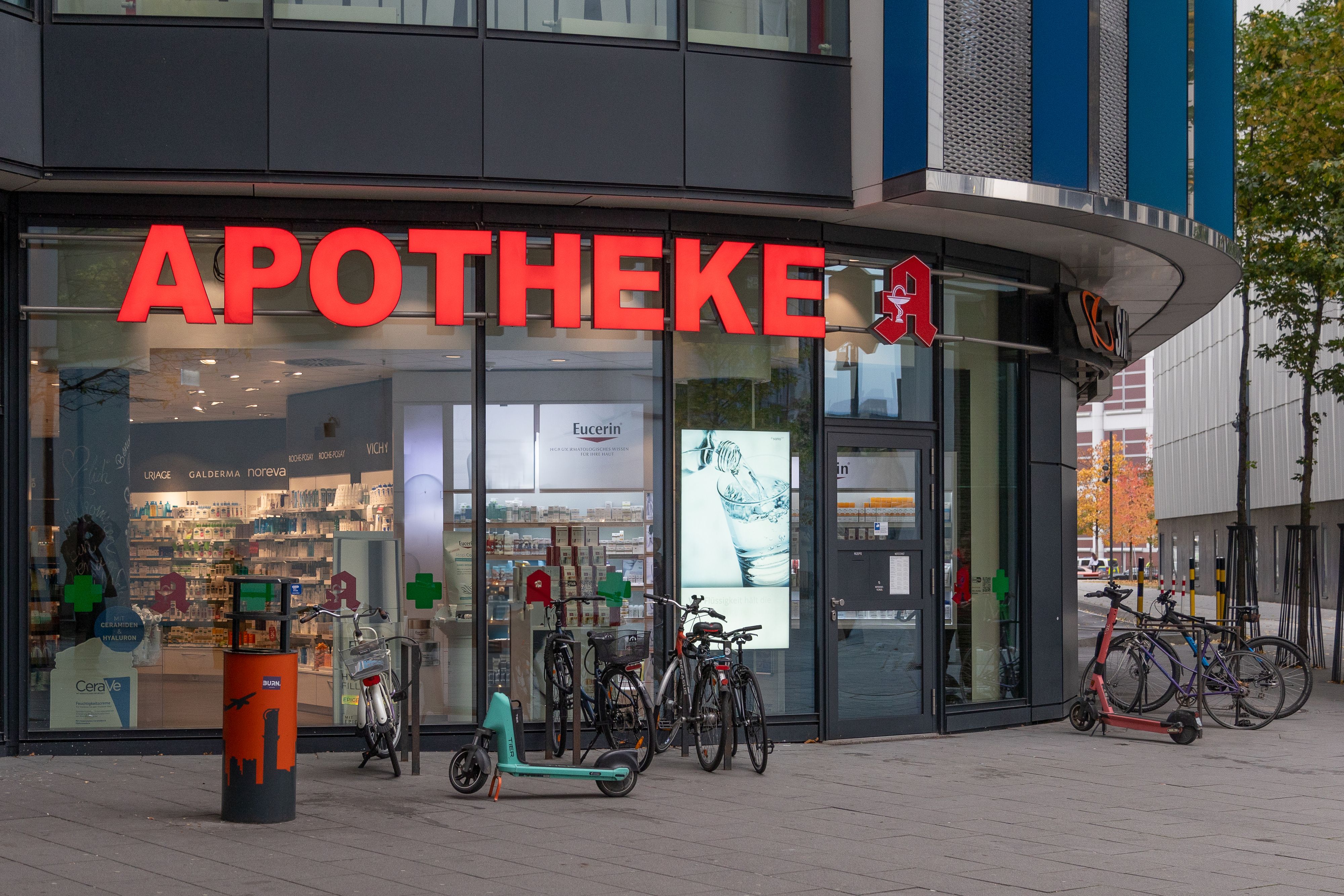 Das letale Medikament ist mit einer notariellen Sterbeverfügung in der Apotheken erhältlich, aber keine ist verpflichtet, es zu führen