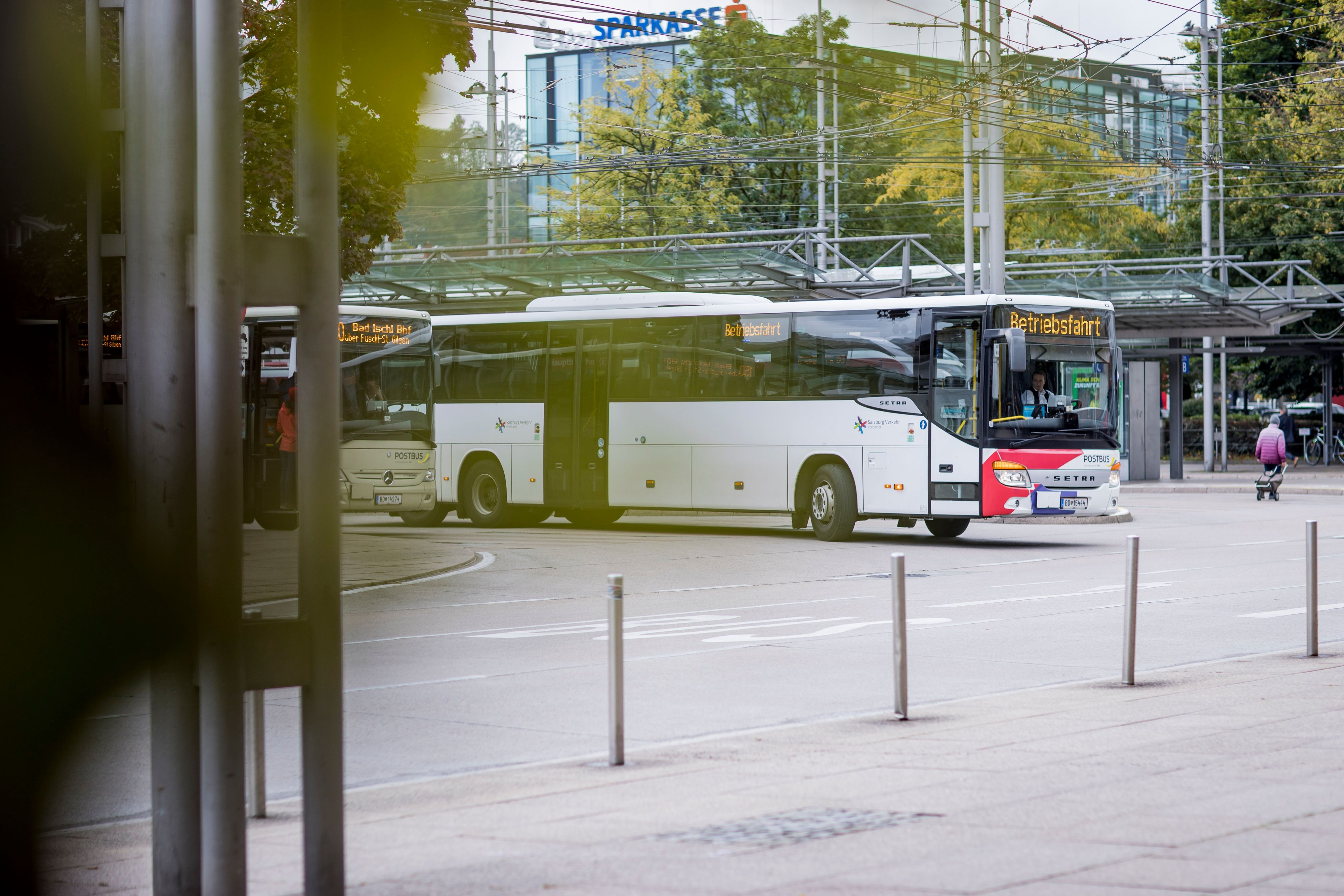 Eine Woche lang kann man in Salzburg mit allen Öffis gratis fahren.