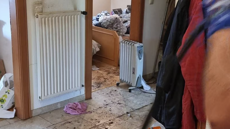<strong>02.09.2025: Miet-Ärger: "Mutter mit Kindern versinkt in Fäkalien".</strong> Ein mit Plastikmüll verstopftes WC sorgte für ein verdrecktes Objekt in Marbach an der Donau – Urin sickerte in den unteren Stock durch. <a data-li-document-ref="120128101" href="https://www.heute.at/s/miet-aerger-mutter-mit-kindern-versinkt-in-faekalien-120128101">Weiterlesen &gt;&gt;&gt;</a><a data-li-document-ref="120127921" href="https://www.heute.at/s/nur-7-stunden-netto-arbeitszeit-slots-fuer-insta-videos-120127921"></a>