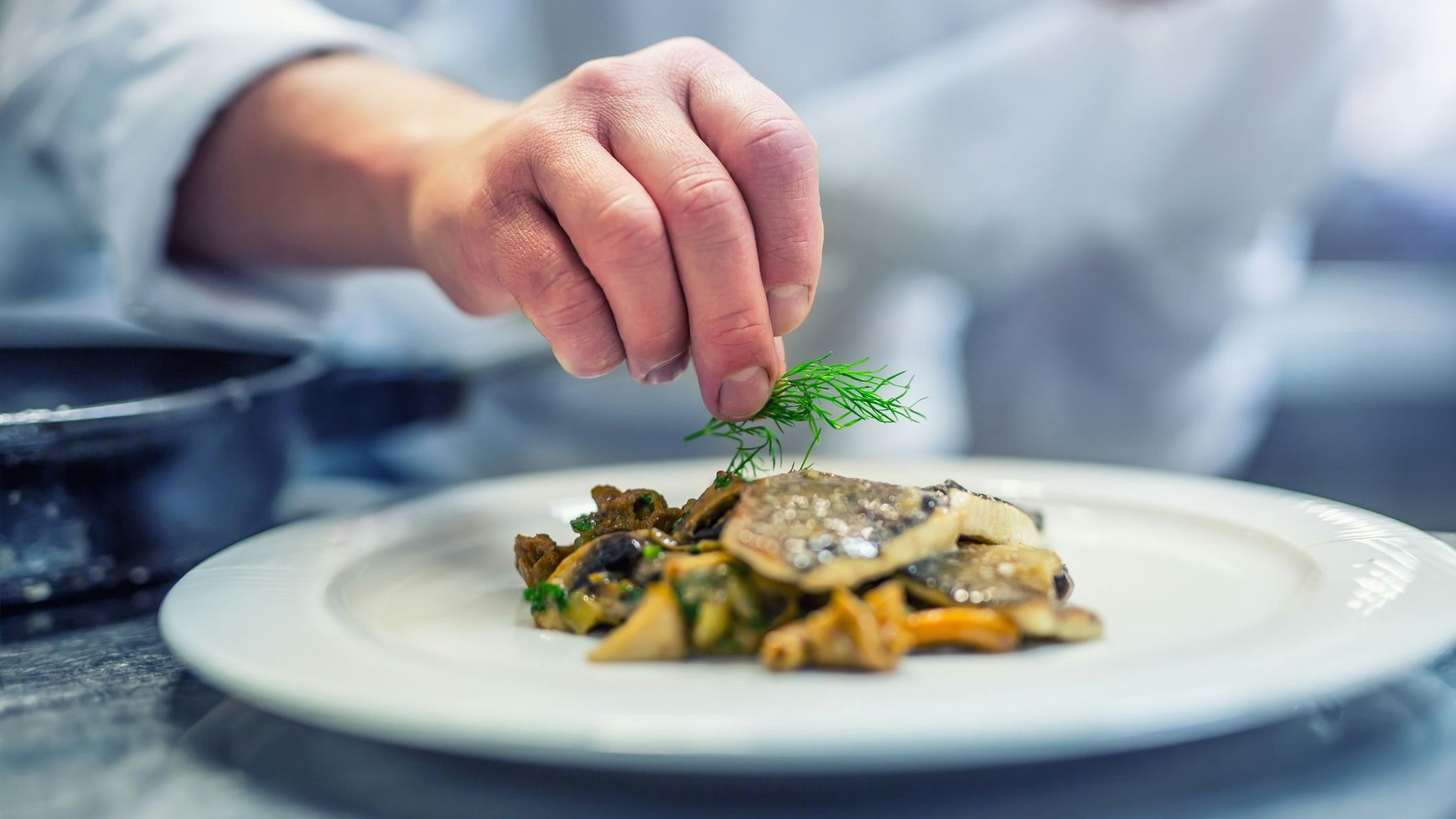 Der Koch verlor im Krankenstand seinen Job. Die Arbeiterkammer schritt ein. (Symbolbild)