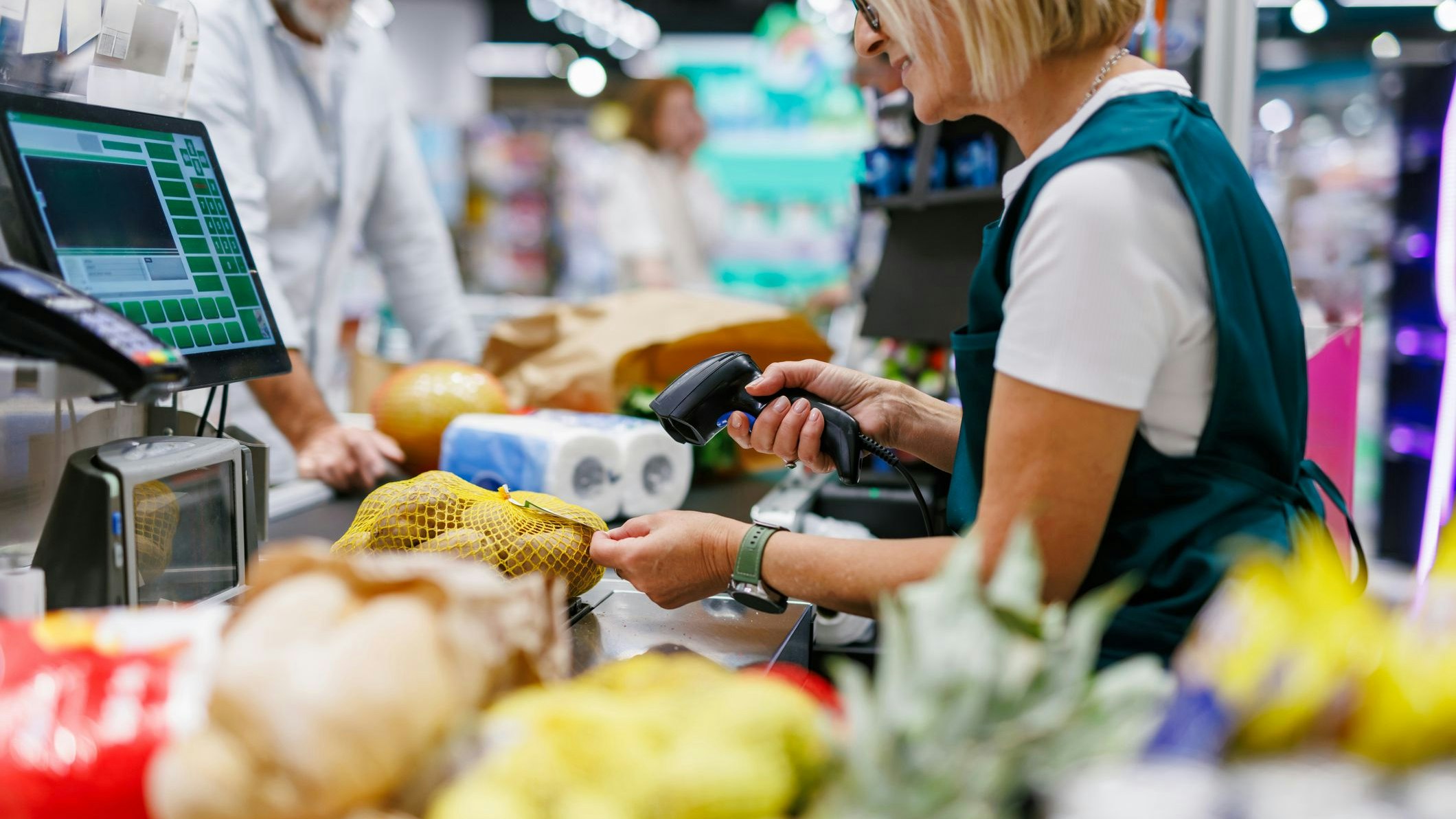 Heute.at - Teuerung extrem! Regierung greift bei Lebensmitteln ein