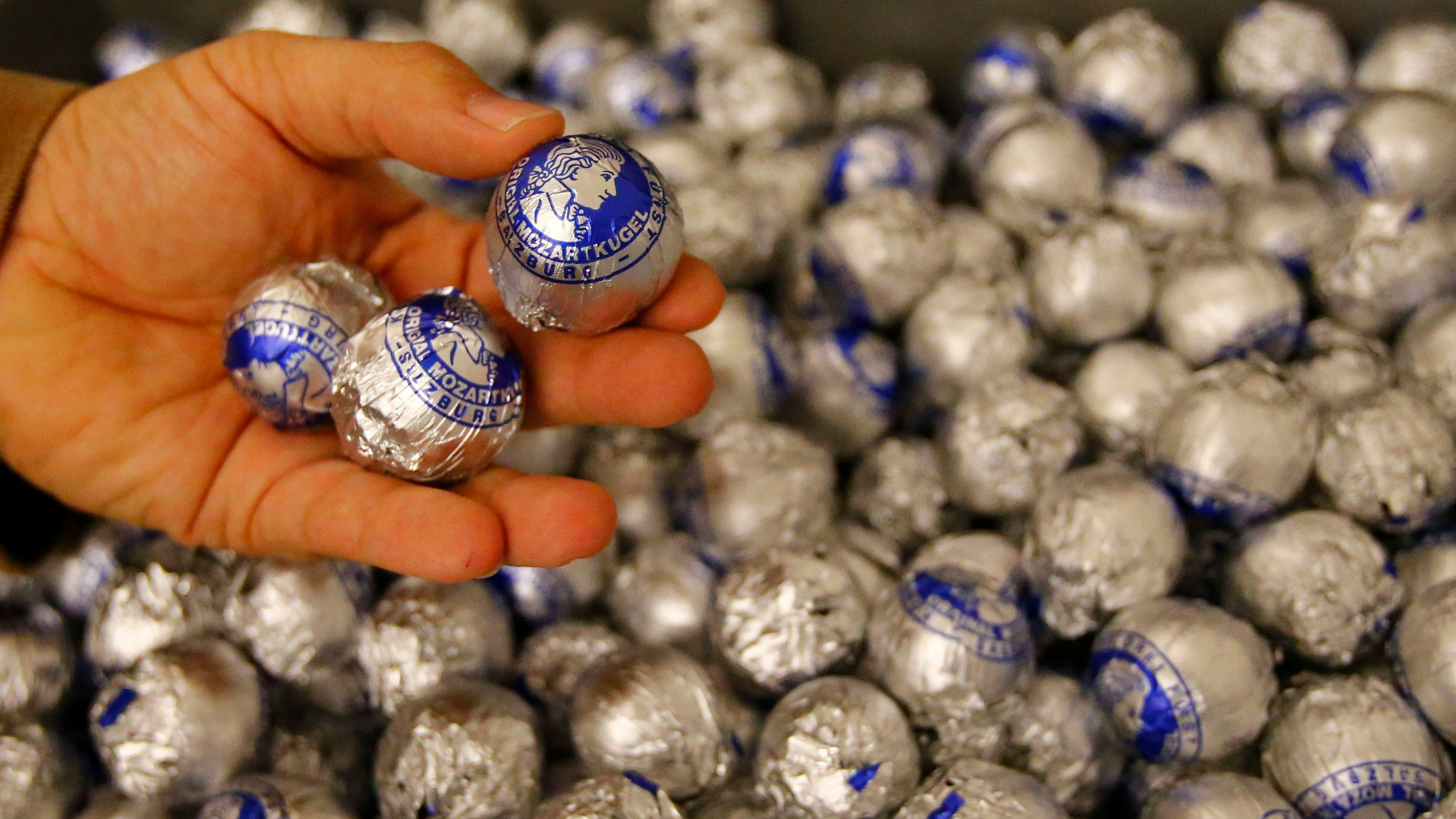Heute.at - Brisante Mozartkugel-Enthüllung – das ändert alles
