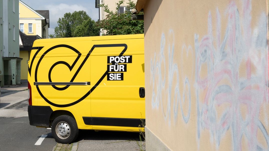 Ausgerechnet zum Tatzeitpunkt soll die Postlerin alleine gewesen sein. (Symbolbild)