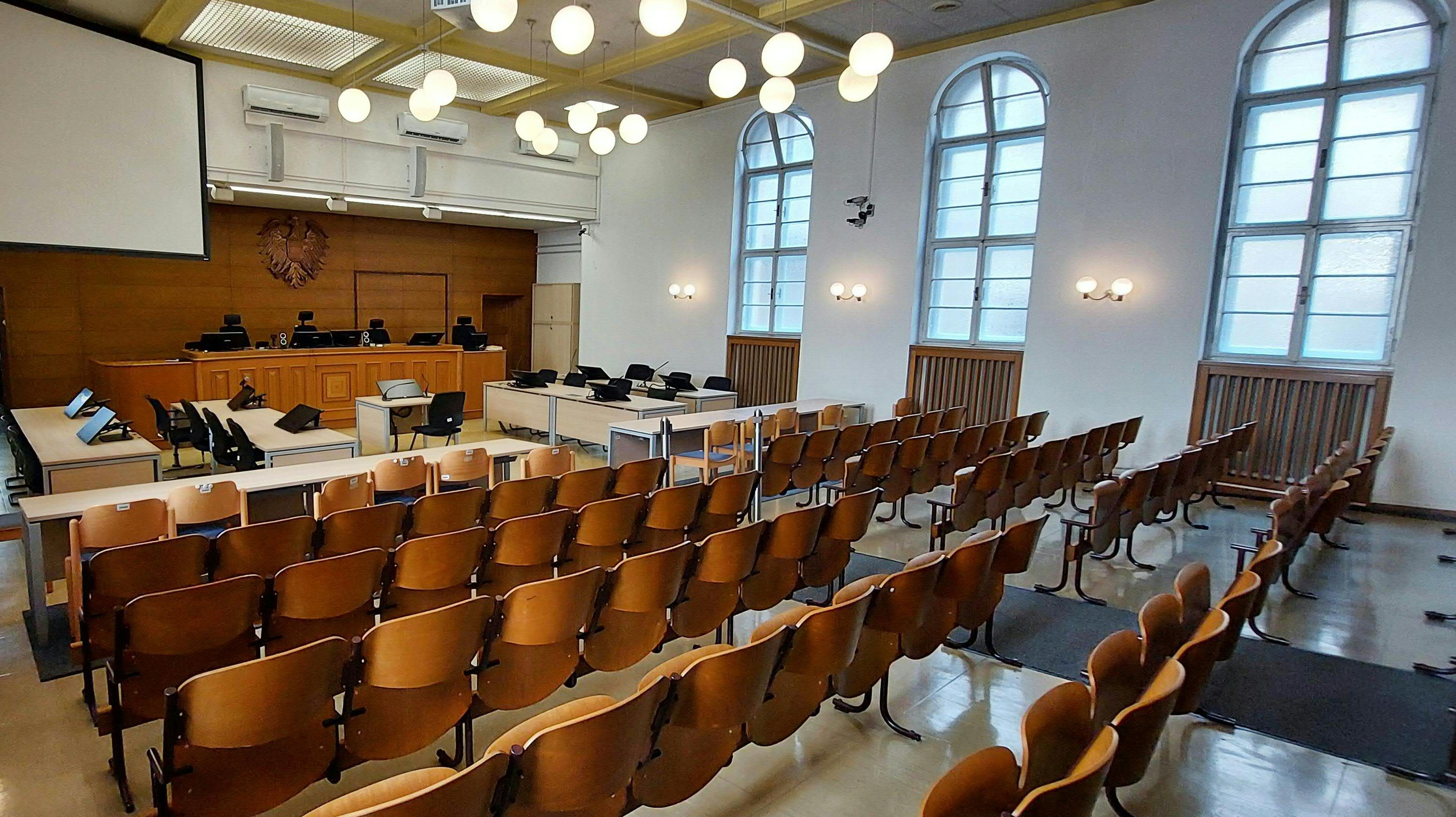 Am Landesgericht Klagenfurt setzte es eine milde Strafe, (Symbolbild)