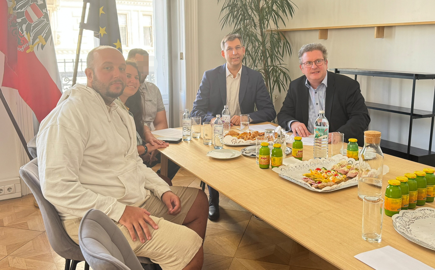 Heute.at - Konditor ist sauer – Am Montag sind alle krank!