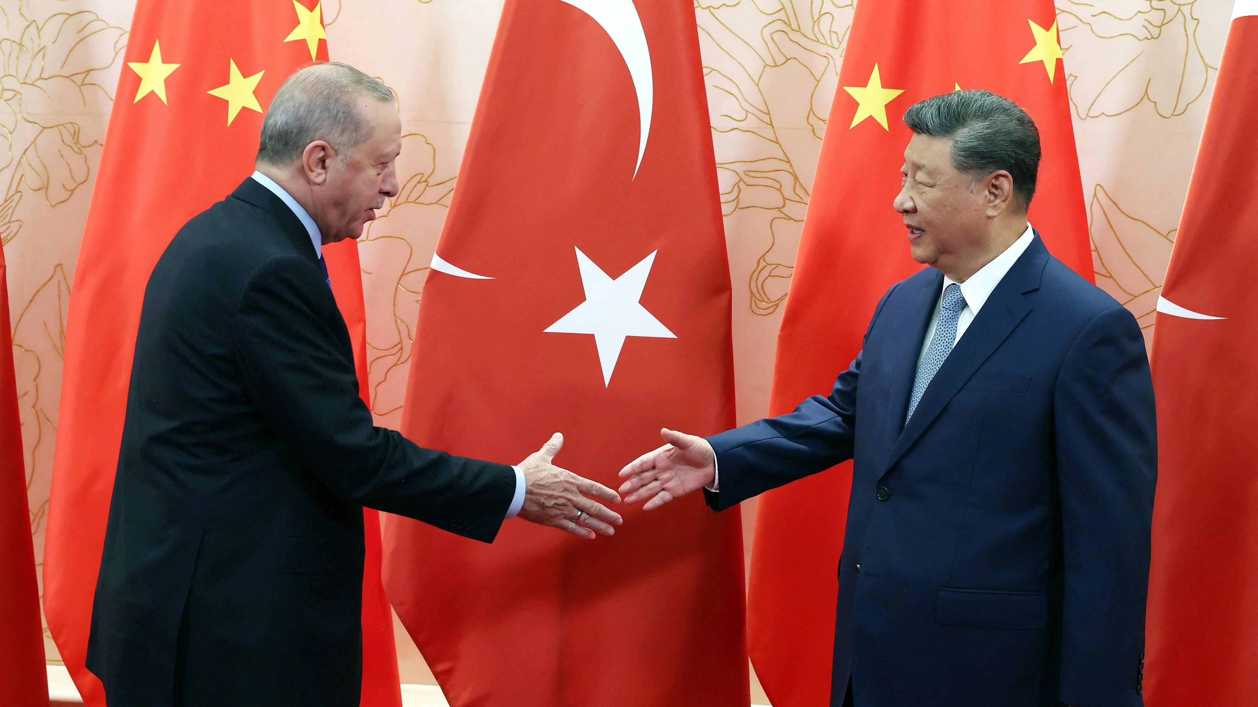 Tayyip Erdogan, Präsident des NATO-Landes Türkei, nahm am Mittwoch an der Militärparade von  China-Machthaber Xi Jinping in Peking teil 