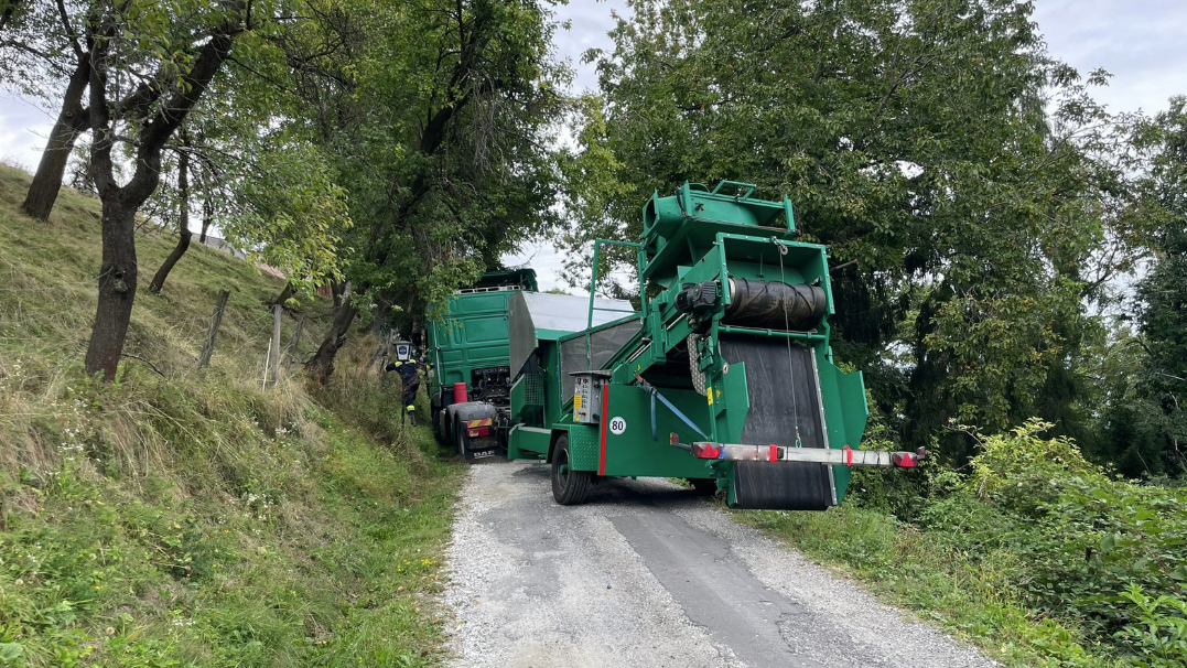 Heute.at - Navi vertraut! Lkw blockiert Einreise nach Österreich