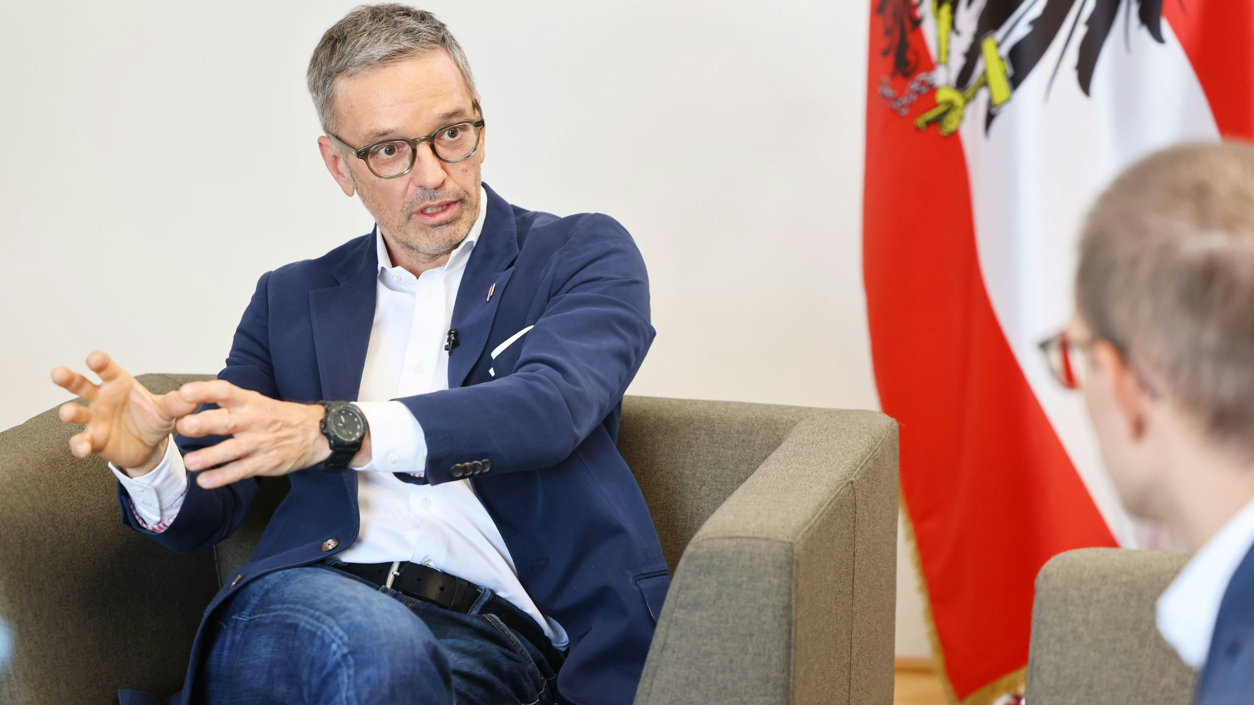 Kickl im Gespräch mit "Heute"-Chefredakteur Clemens Oistric
