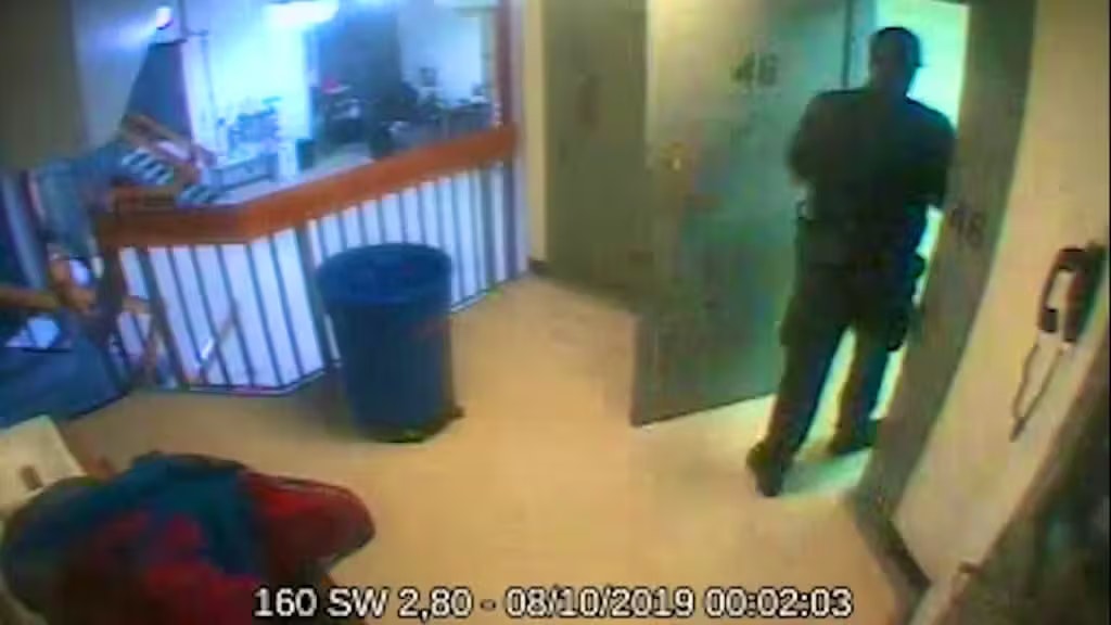 Heute.at - Fehlende Minute von Epsteins Zellen-Video aufgetaucht