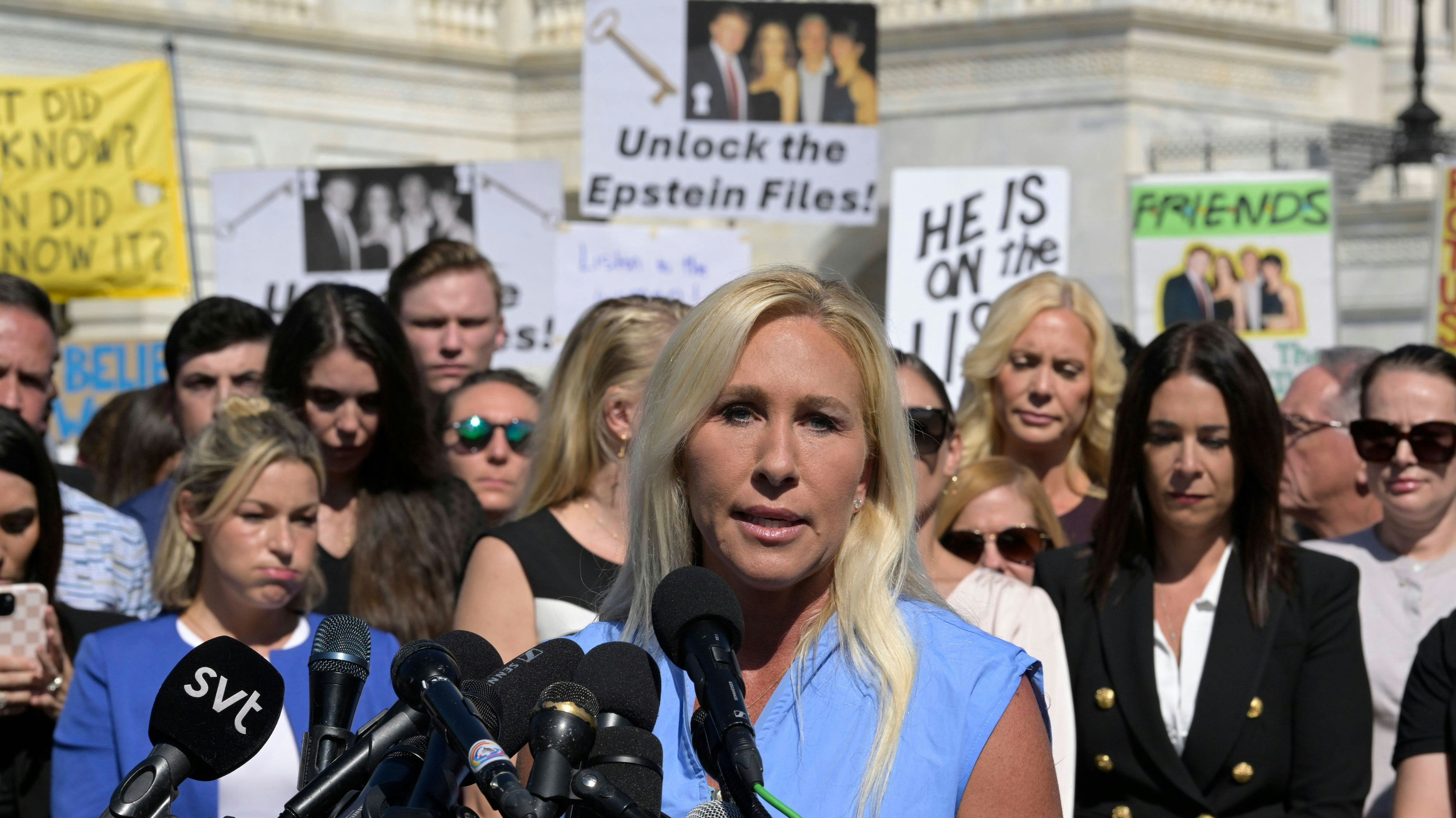 Die republikanische Abgeordnete Marjorie Taylor Greene fordert die US-Regierung auf, die Wahrheit ans Licht zu bringen.