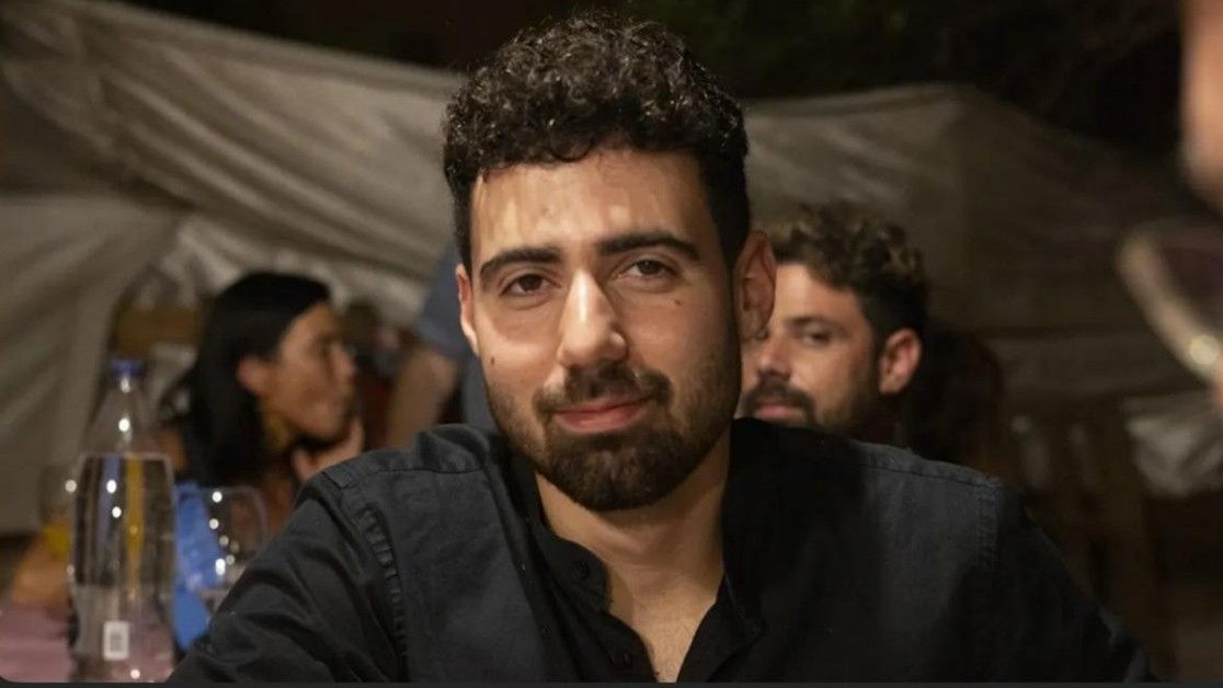 So sah die Geisel vor dem Angriff der Hamas-Terroristen aus.