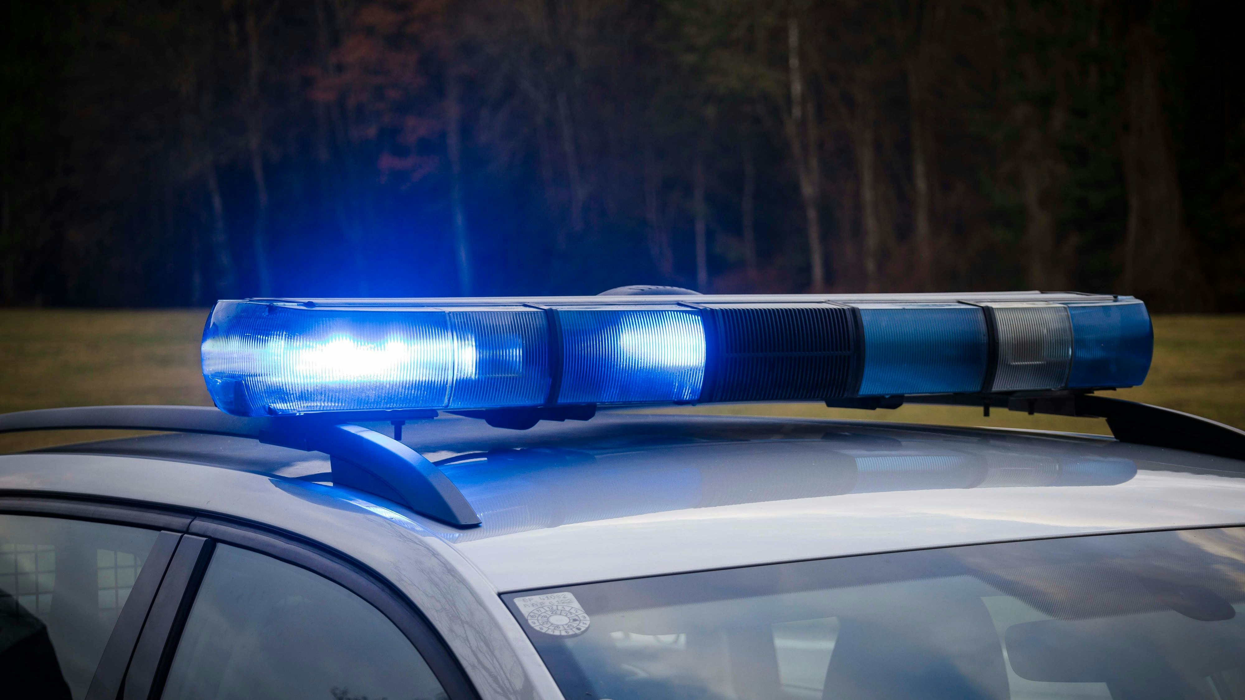 Heute.at - Einbrecher schläft in Gebäude ein – Polizei weckt ihn