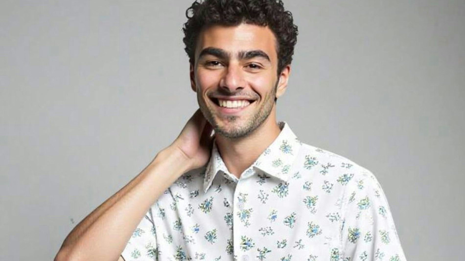 "Ist das nicht der ...?", werden sich viele gefragt haben, als ein Foto auf der Mode-Shoppingplattform SHEIN auftauchte, das Luigi Mangione verblüffend ähnlich sieht. Dieser sitzt währenddessen wegen Mordverdachts an einem CEO eines US-Krankenversicherers in U-Haft.